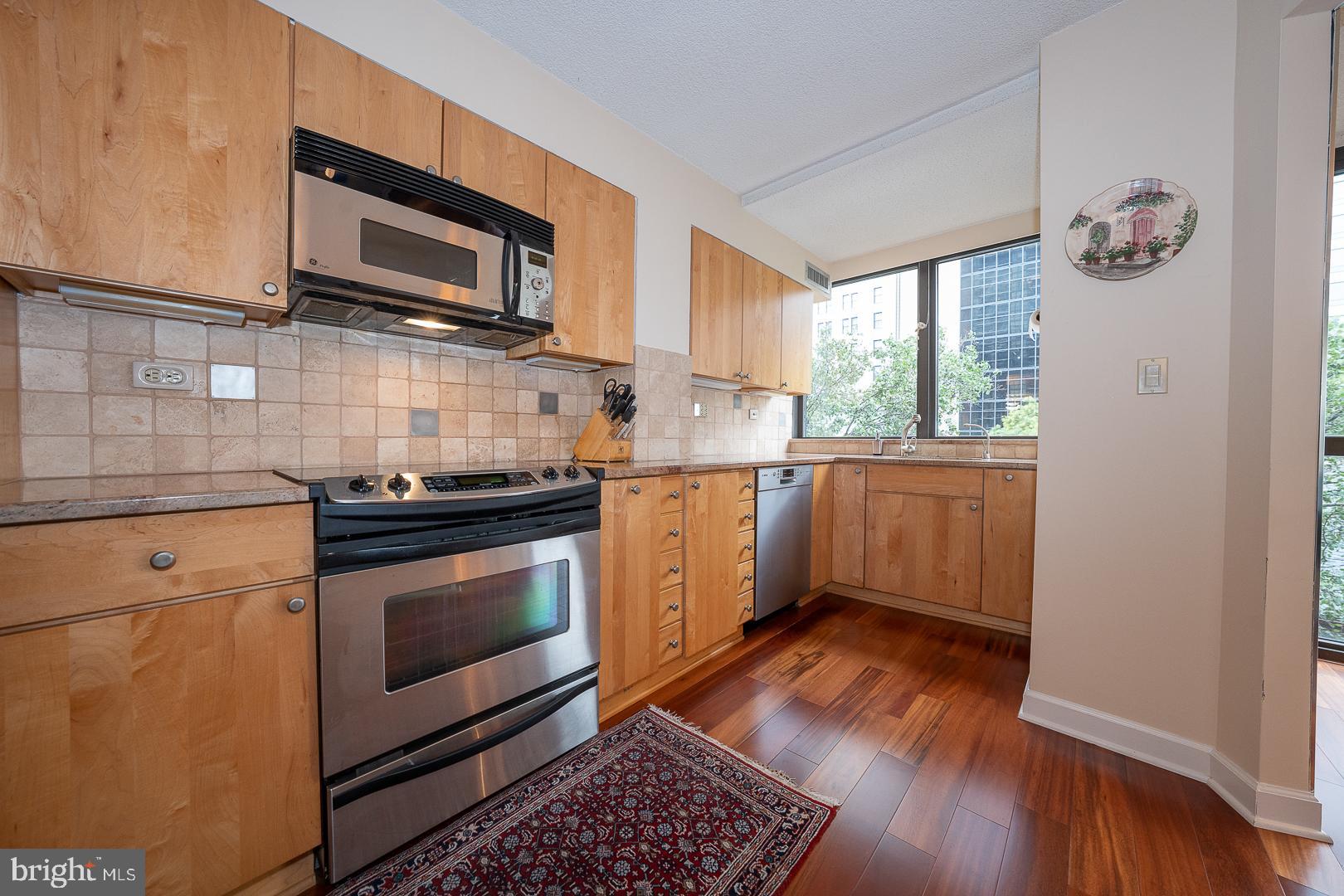 233 S 6TH STREET 407H