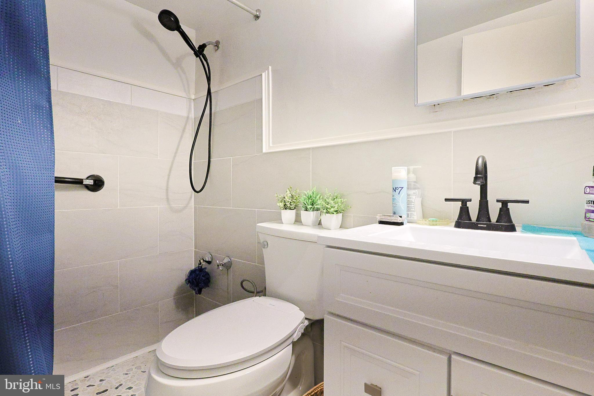 118 S 21ST STREET 218