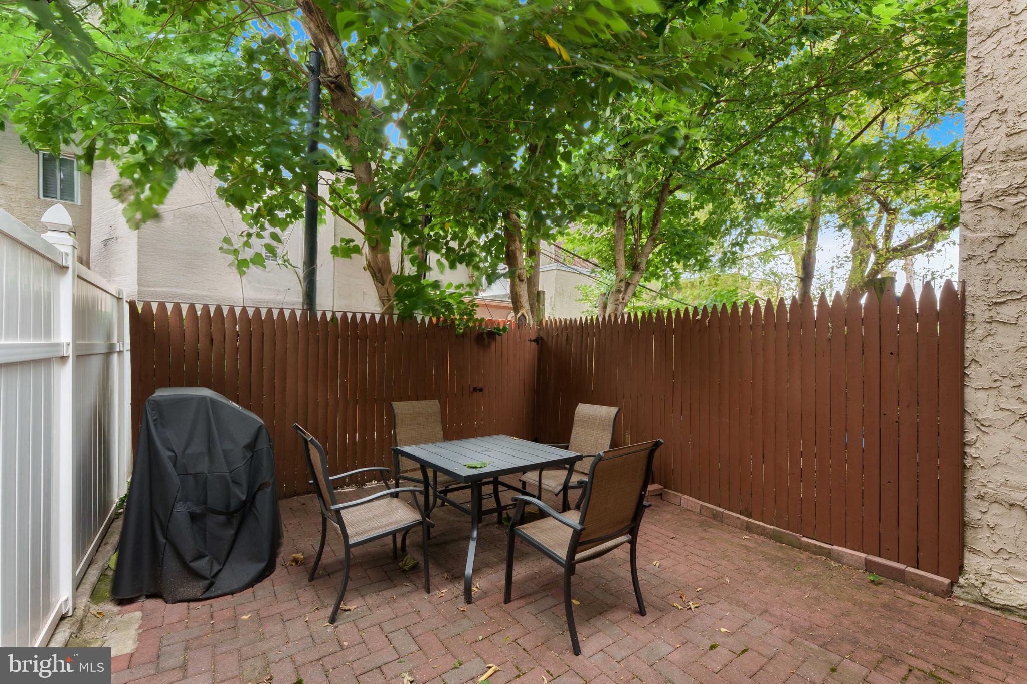 1031 S CLEVELAND STREET