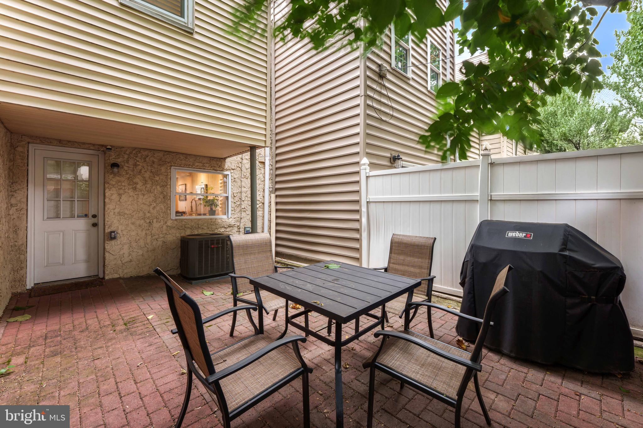 1031 S CLEVELAND STREET