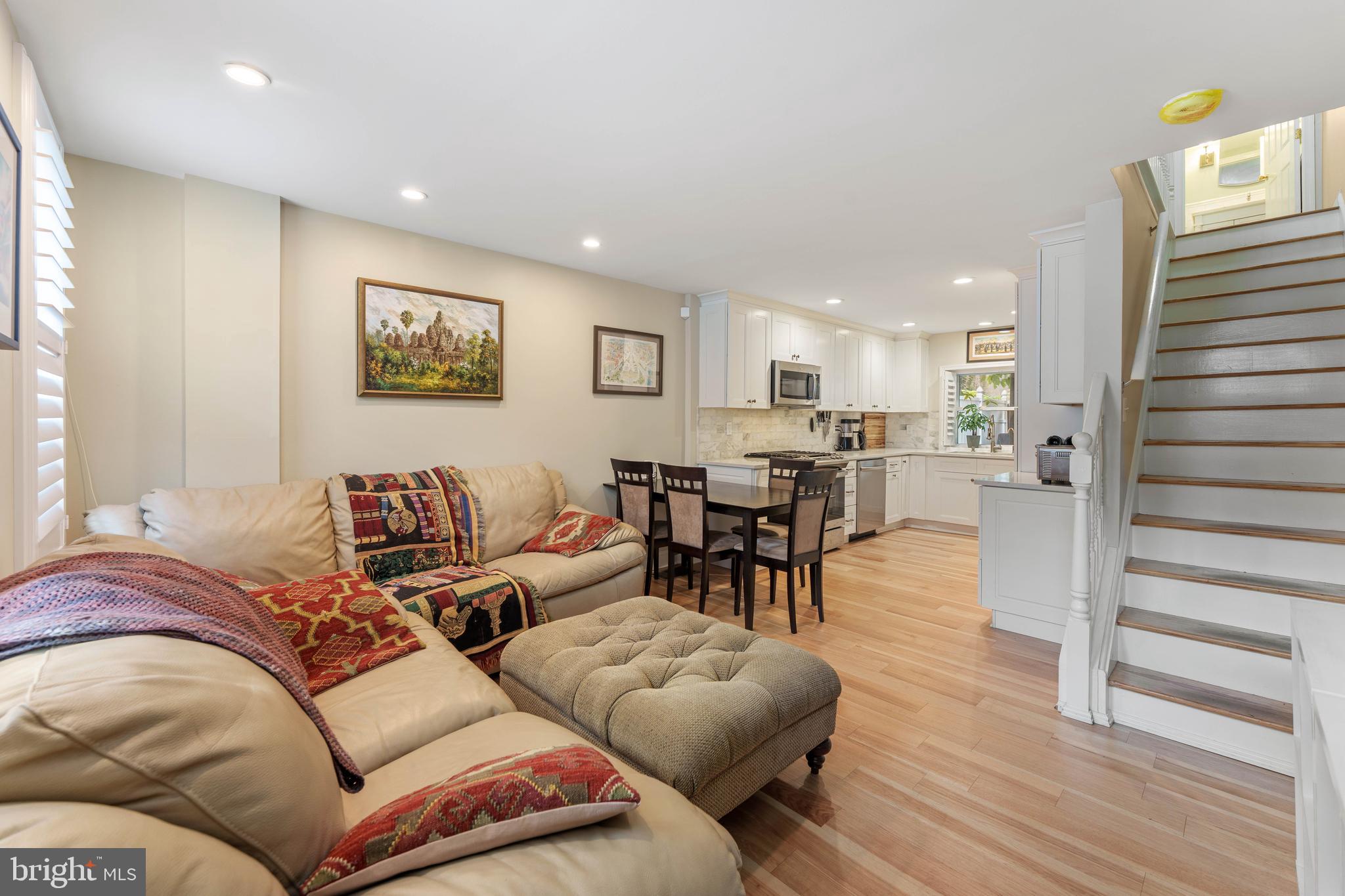 1031 S CLEVELAND STREET