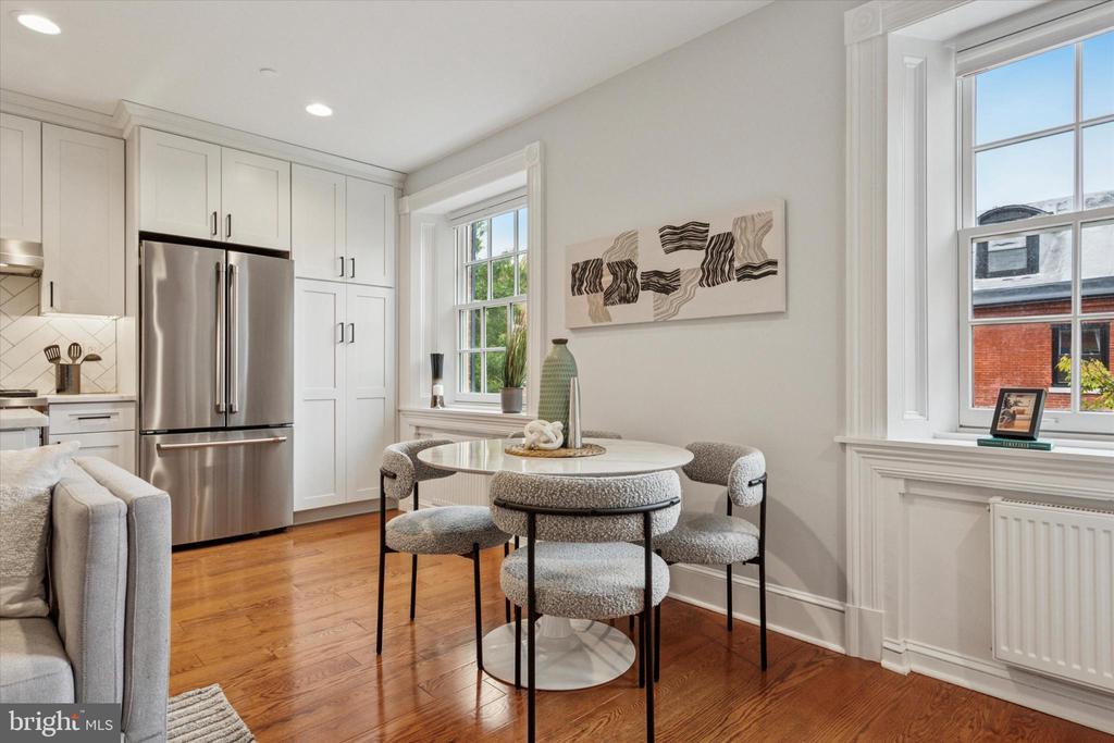 1215 SPRUCE STREET 301