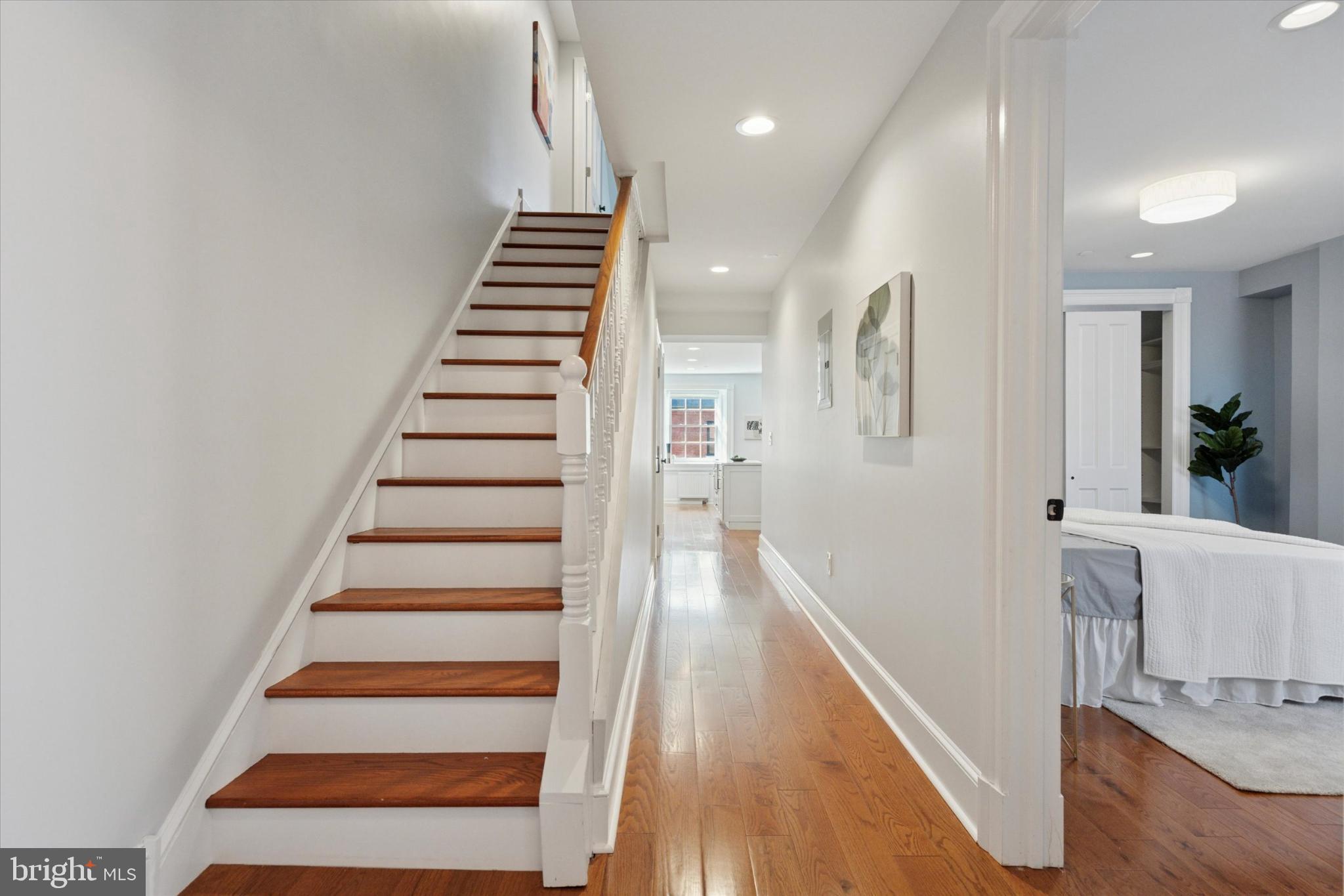 1215 SPRUCE STREET 301