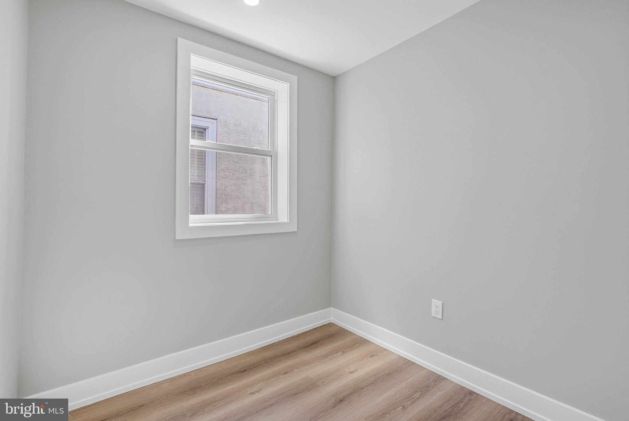 2502 E CLEARFIELD STREET