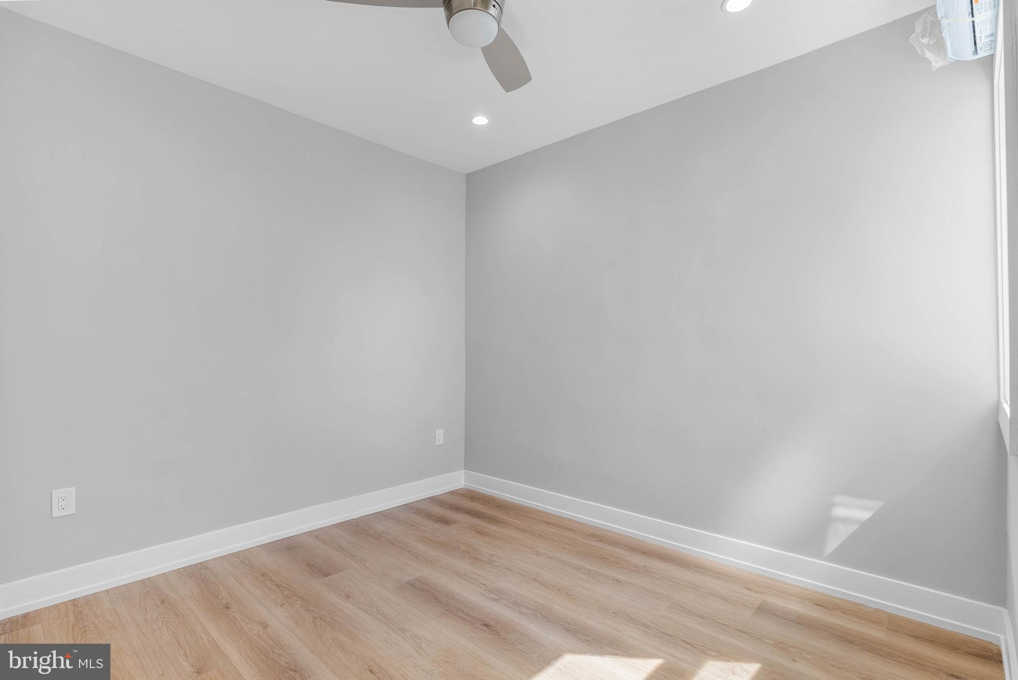 2502 E CLEARFIELD STREET