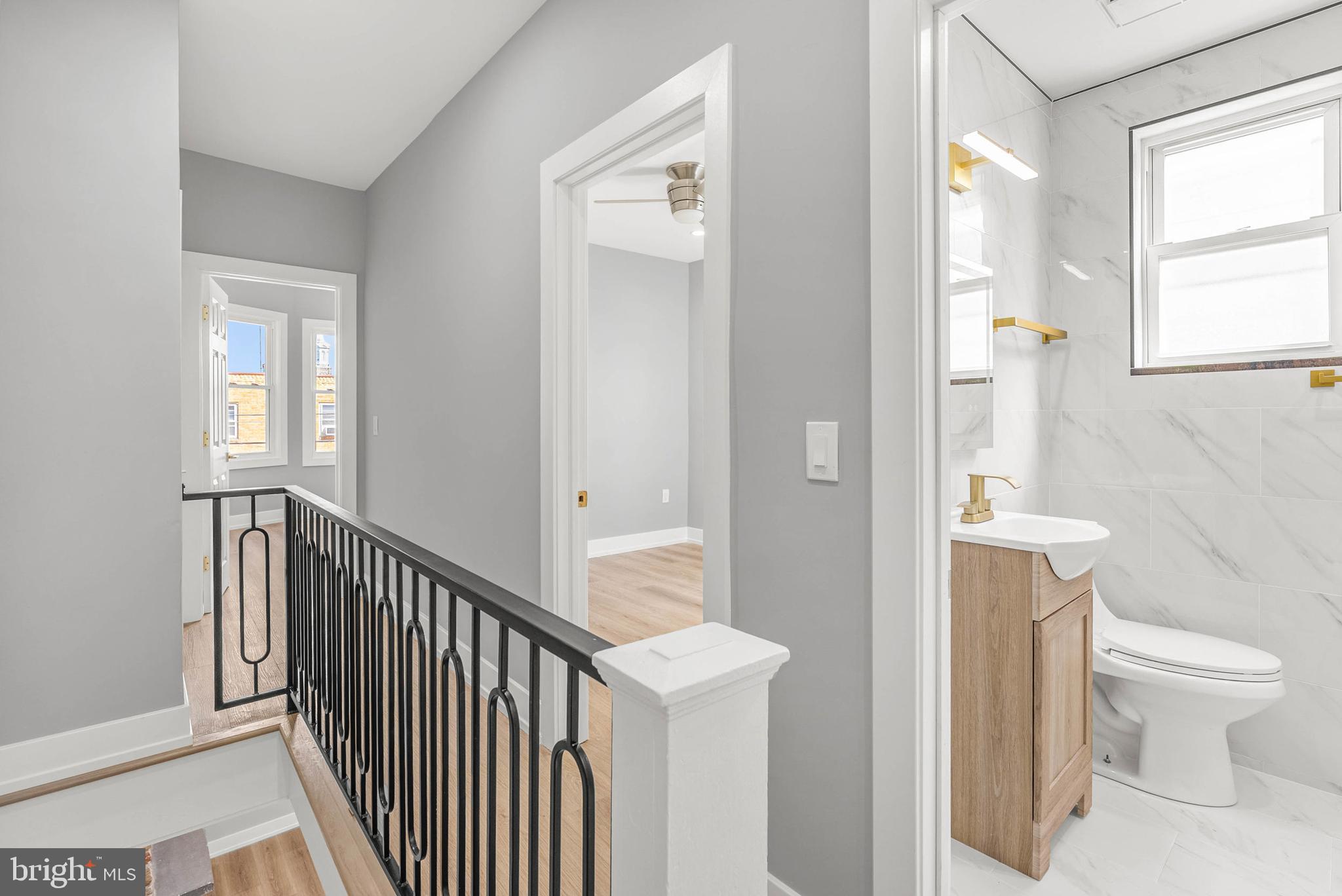 2502 E CLEARFIELD STREET