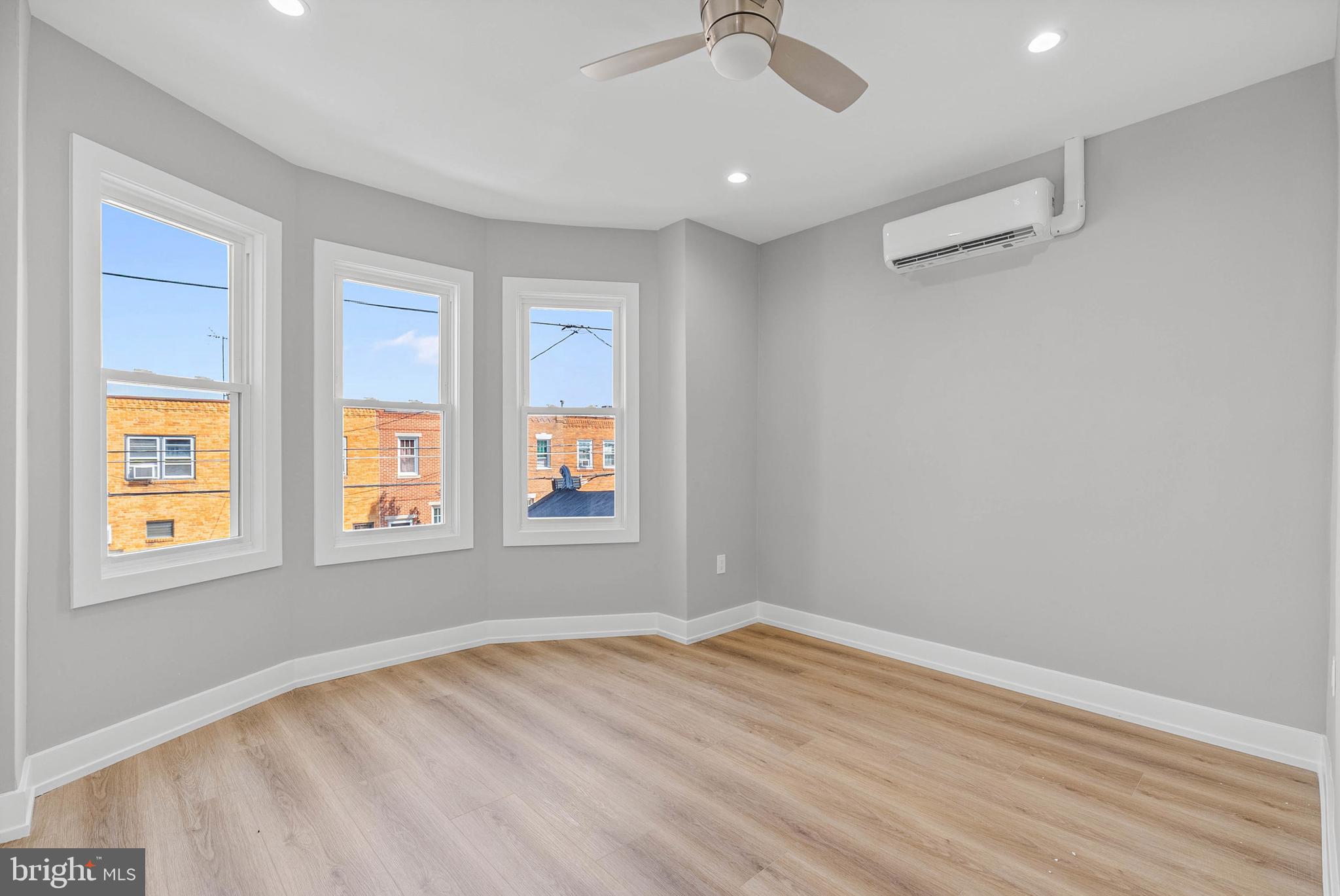 2502 E CLEARFIELD STREET