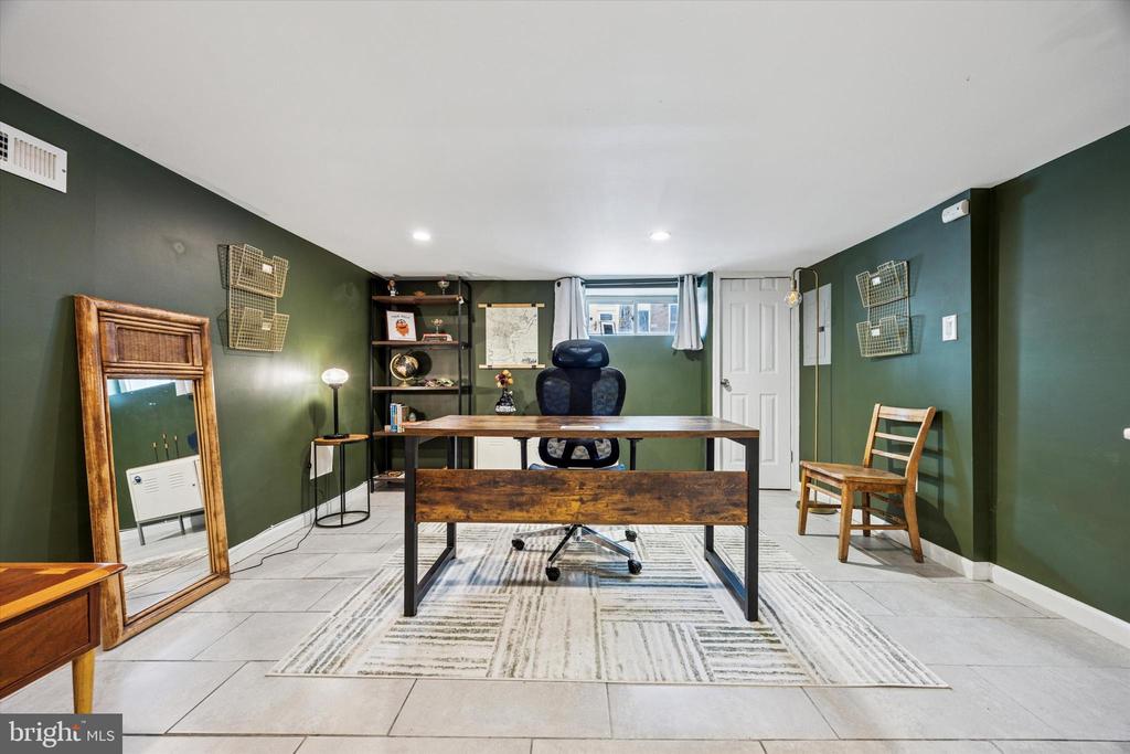 1504 S 24TH STREET