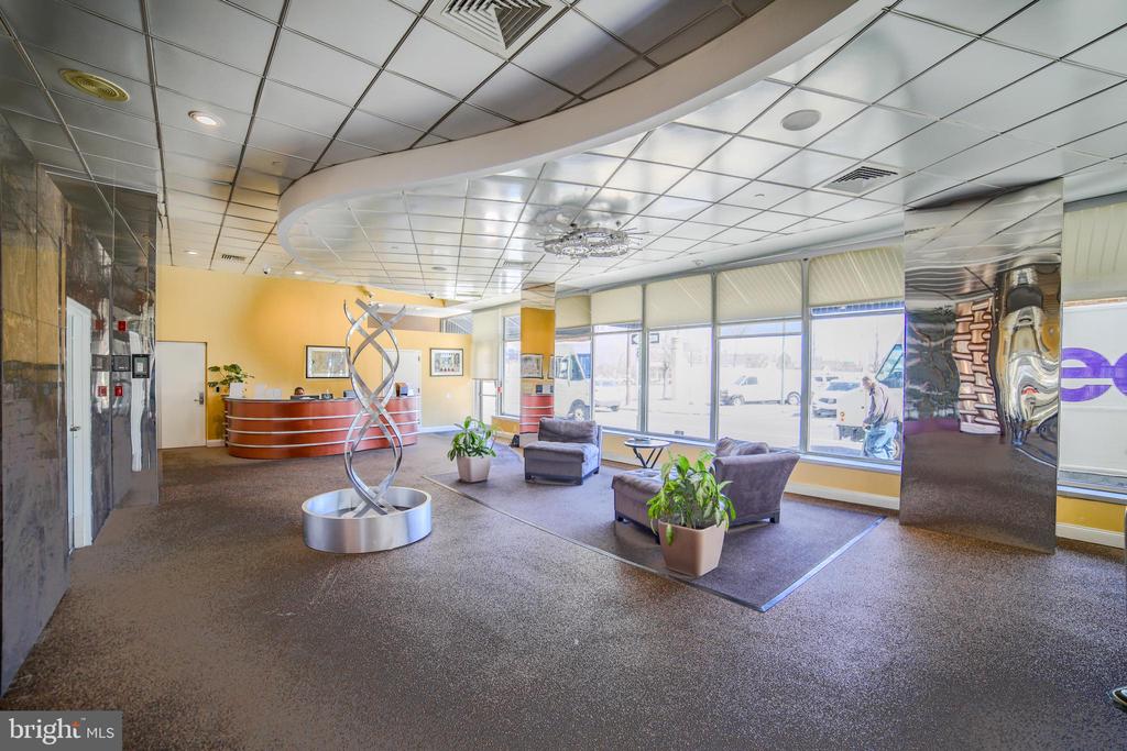 1100 VINE STREET 403