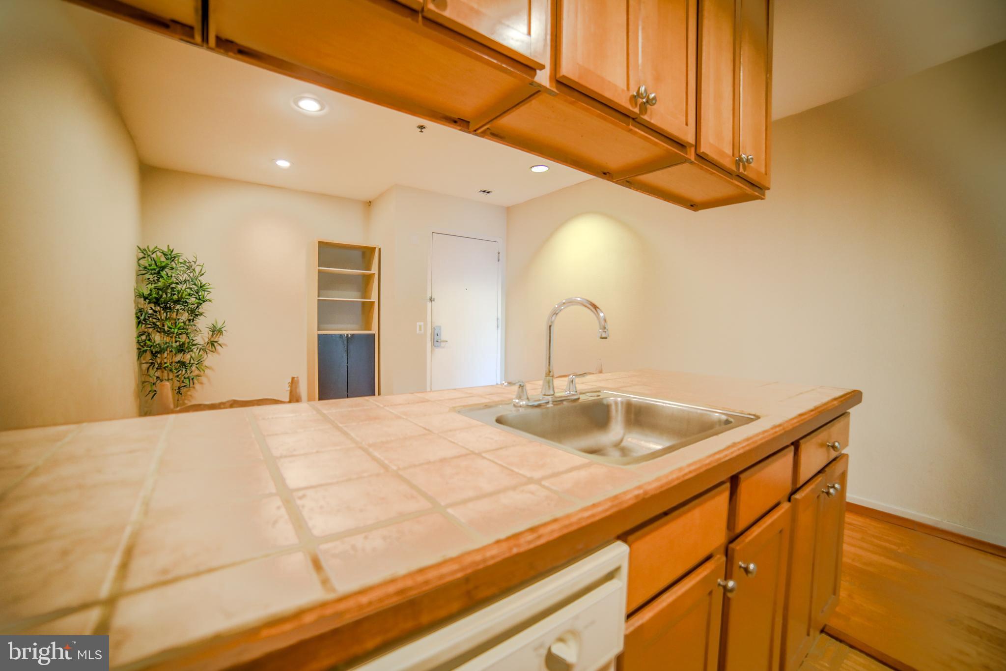 1100 VINE STREET 403