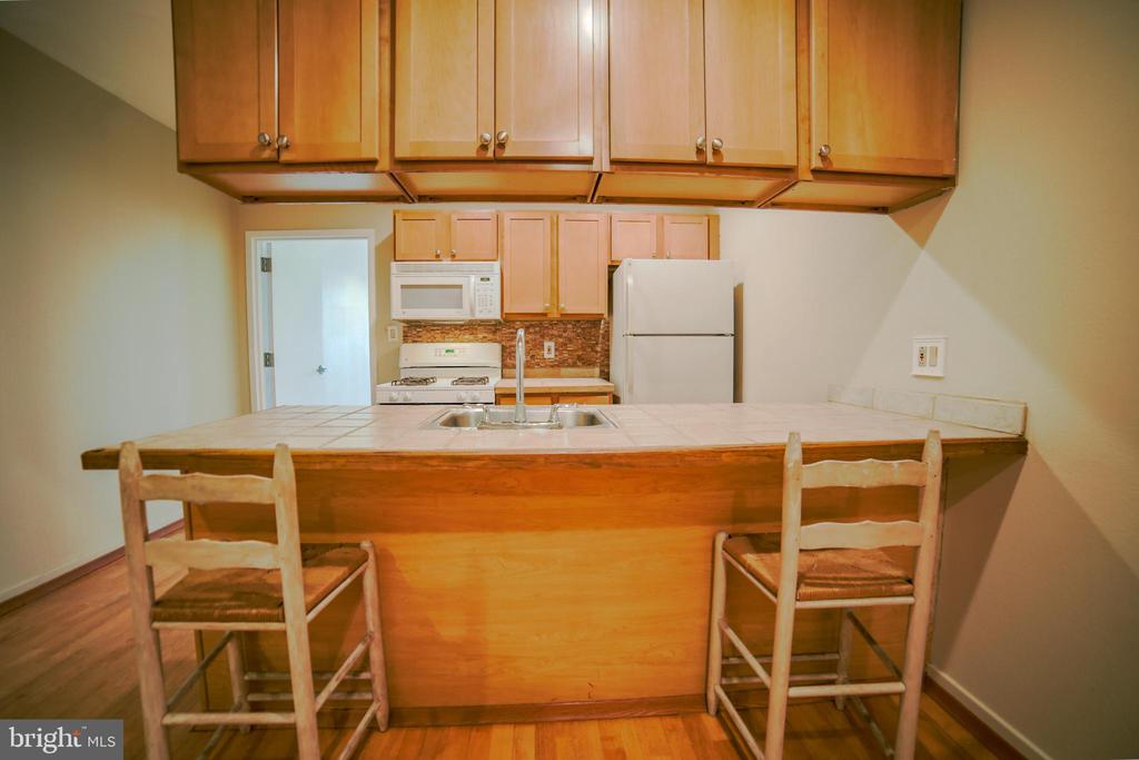 1100 VINE STREET 403
