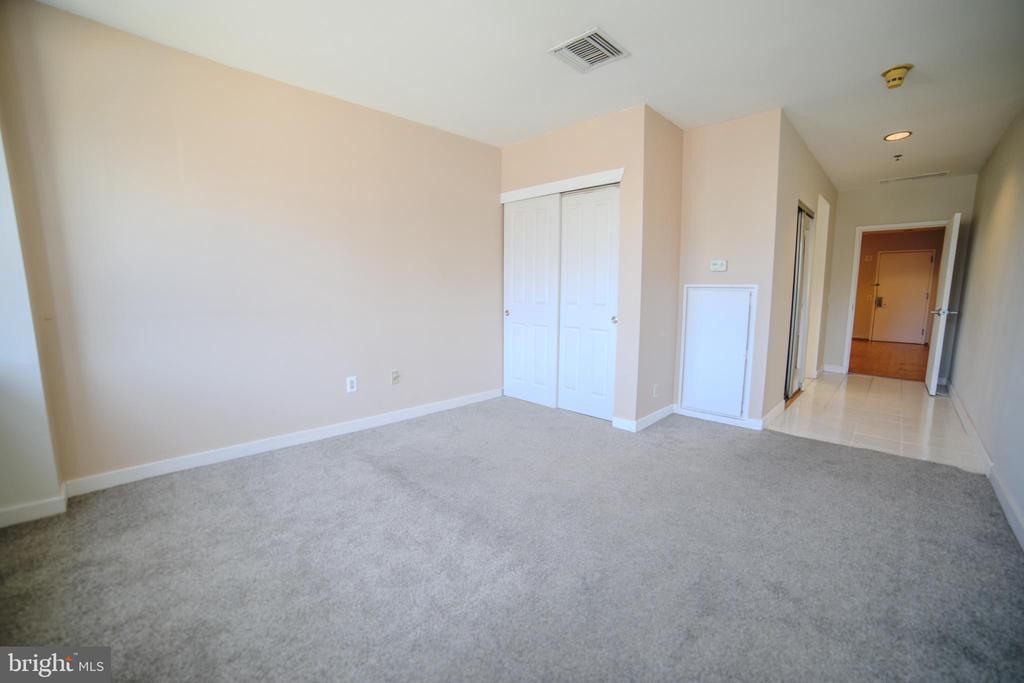 1100 VINE STREET 403