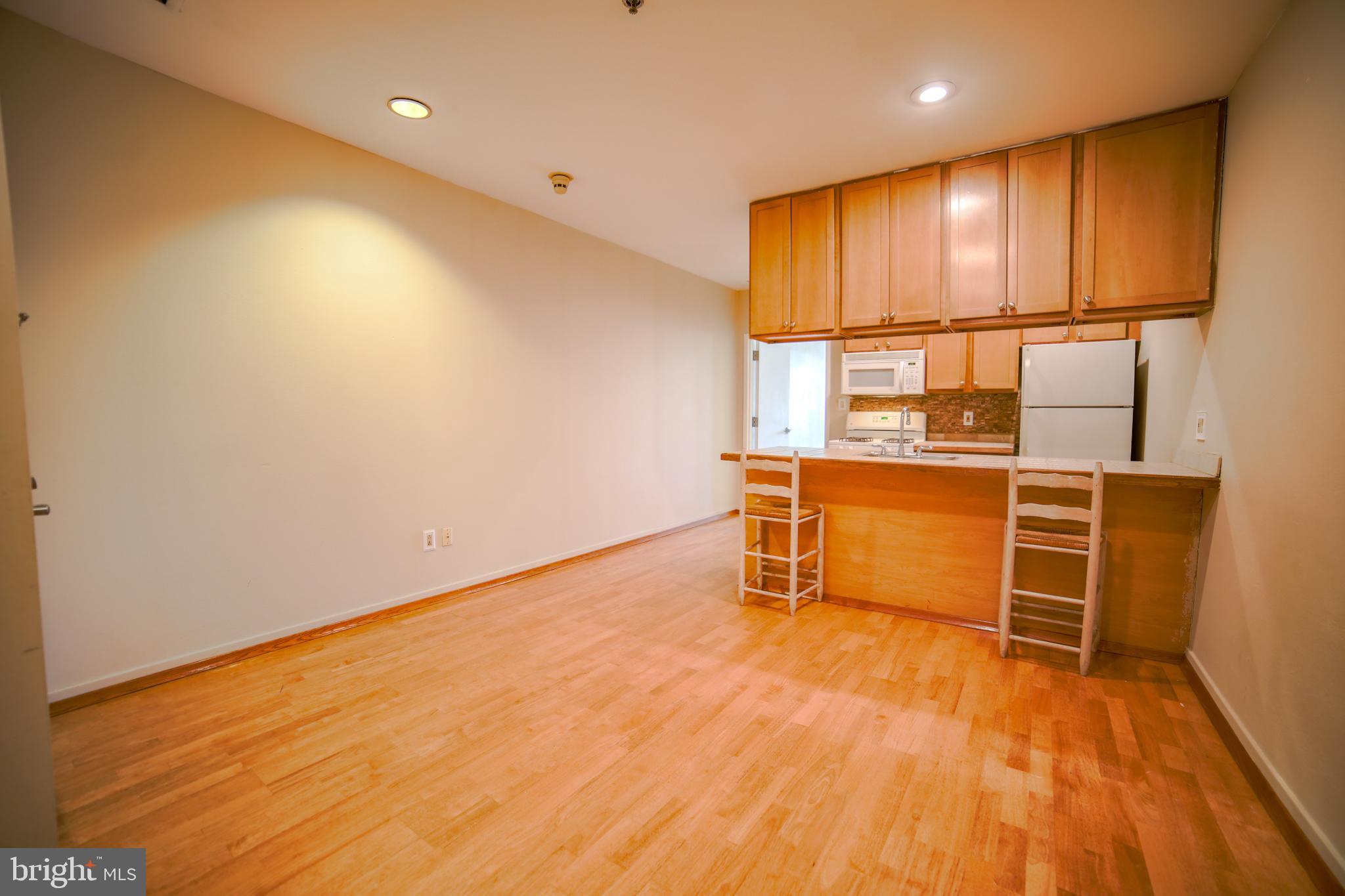 1100 VINE STREET 403