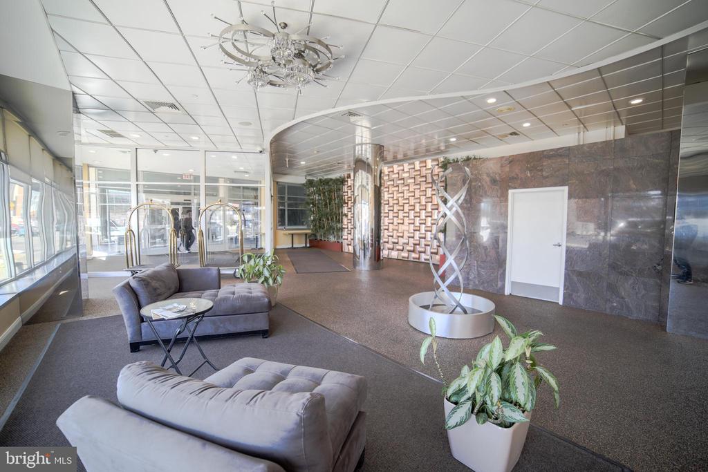 1100 VINE STREET 403