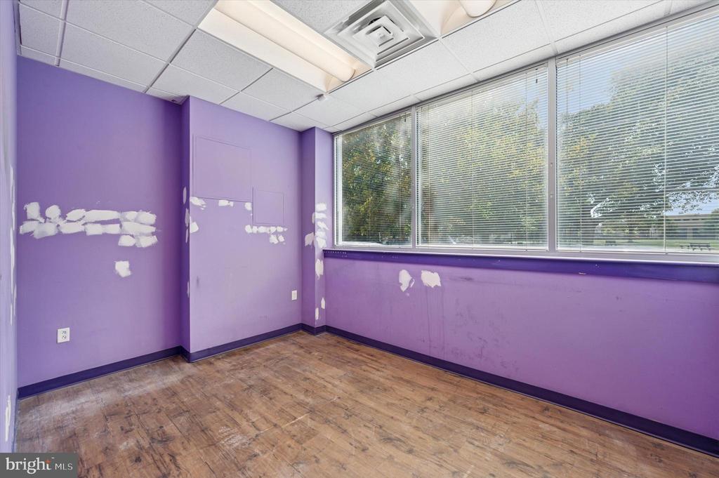 1325 S 33RD STREET 49