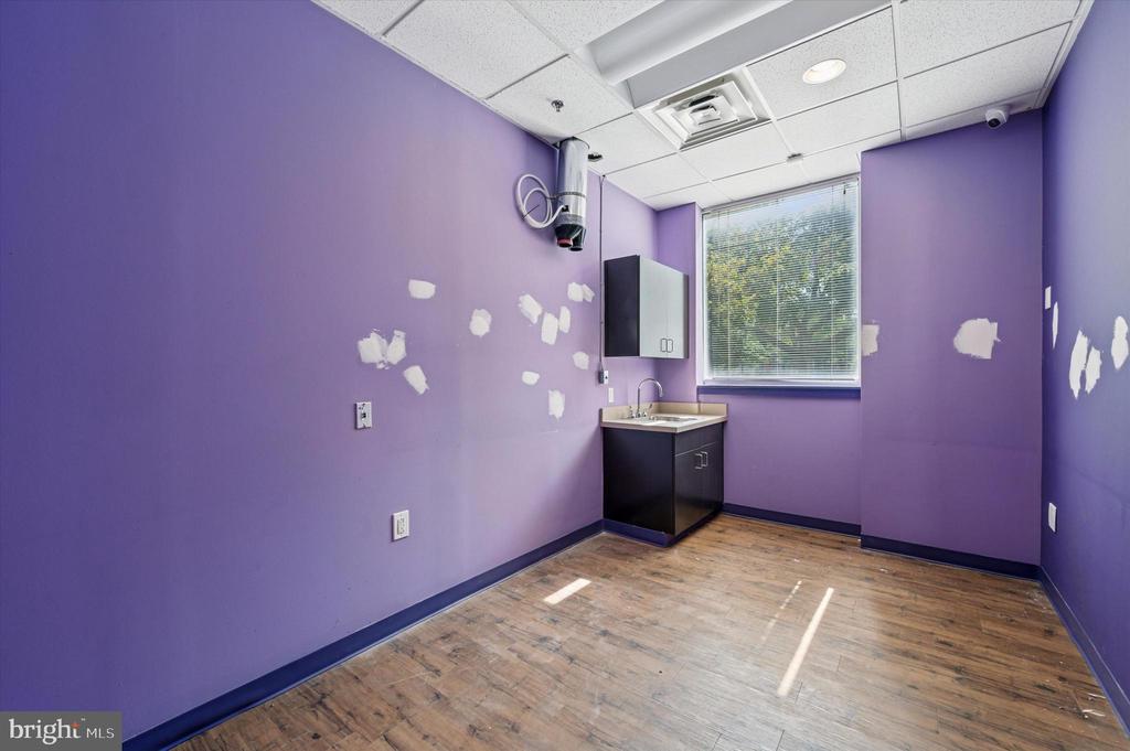 1325 S 33RD STREET 49
