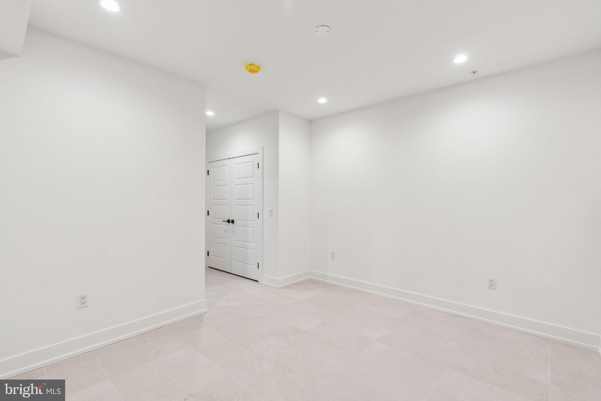 1214 E SUSQUEHANNA AVENUE B