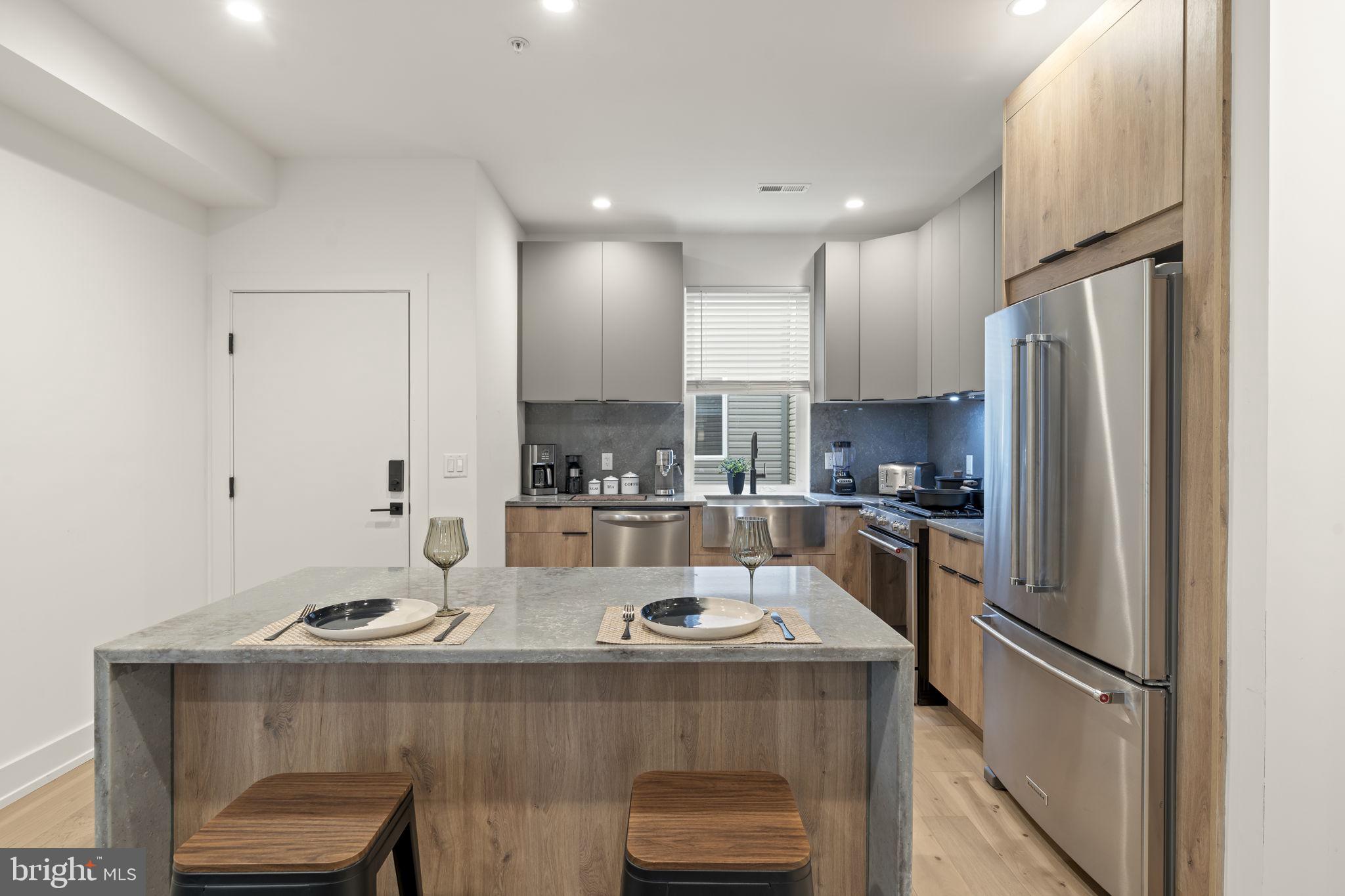 1214 E SUSQUEHANNA AVENUE D