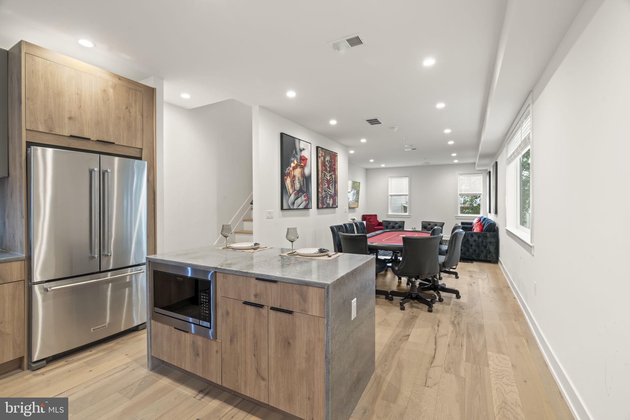 1214 E SUSQUEHANNA AVENUE D