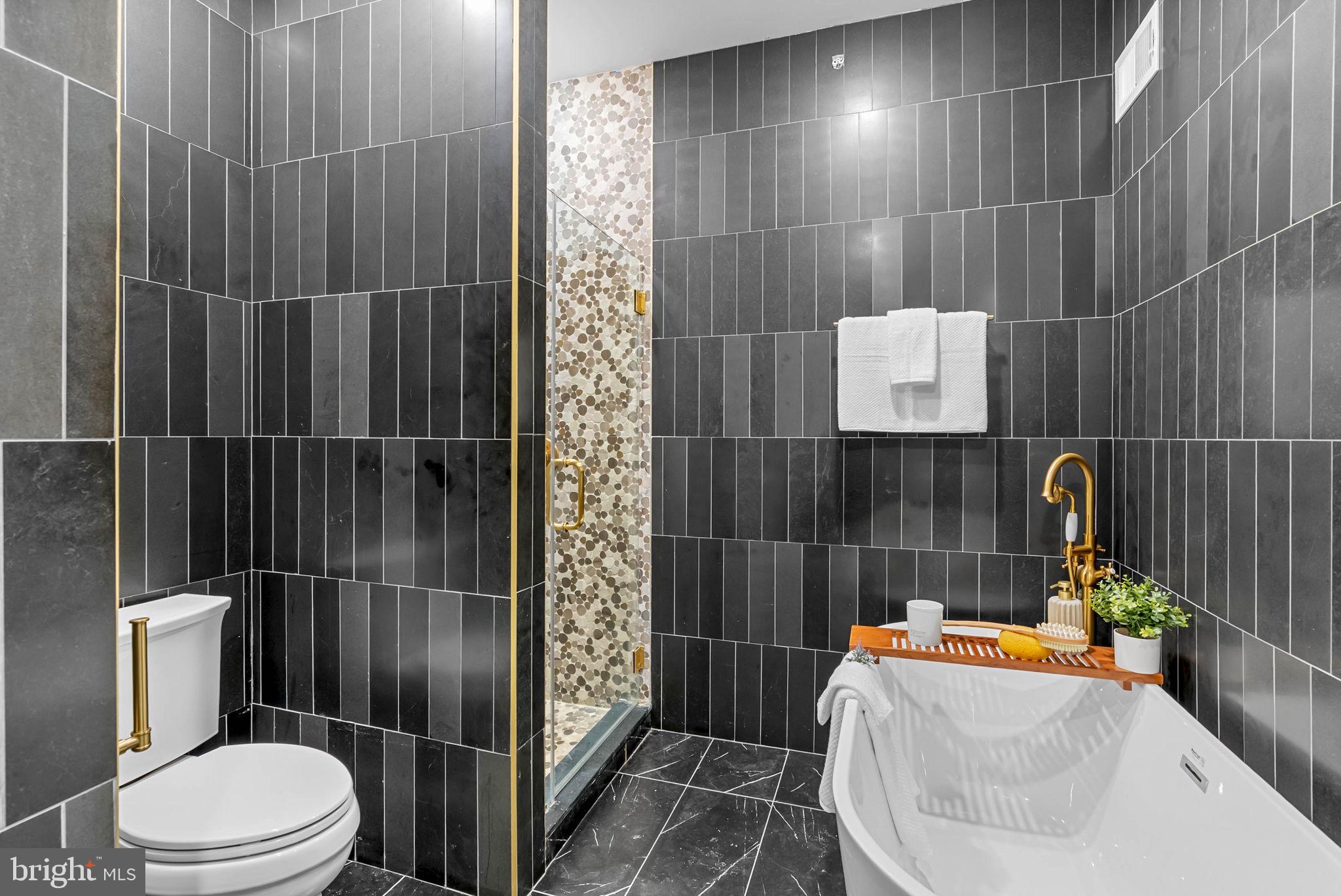 107 ELLSWORTH STREET