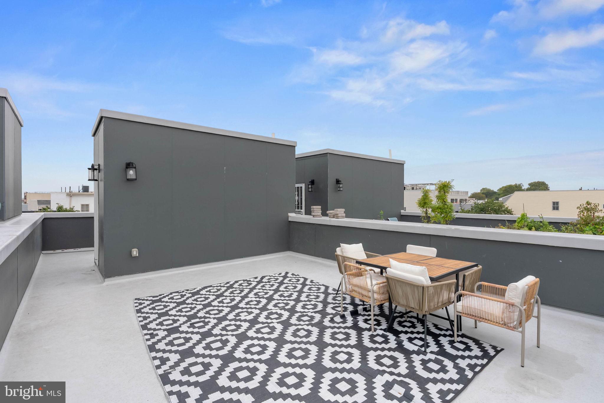 107 ELLSWORTH STREET