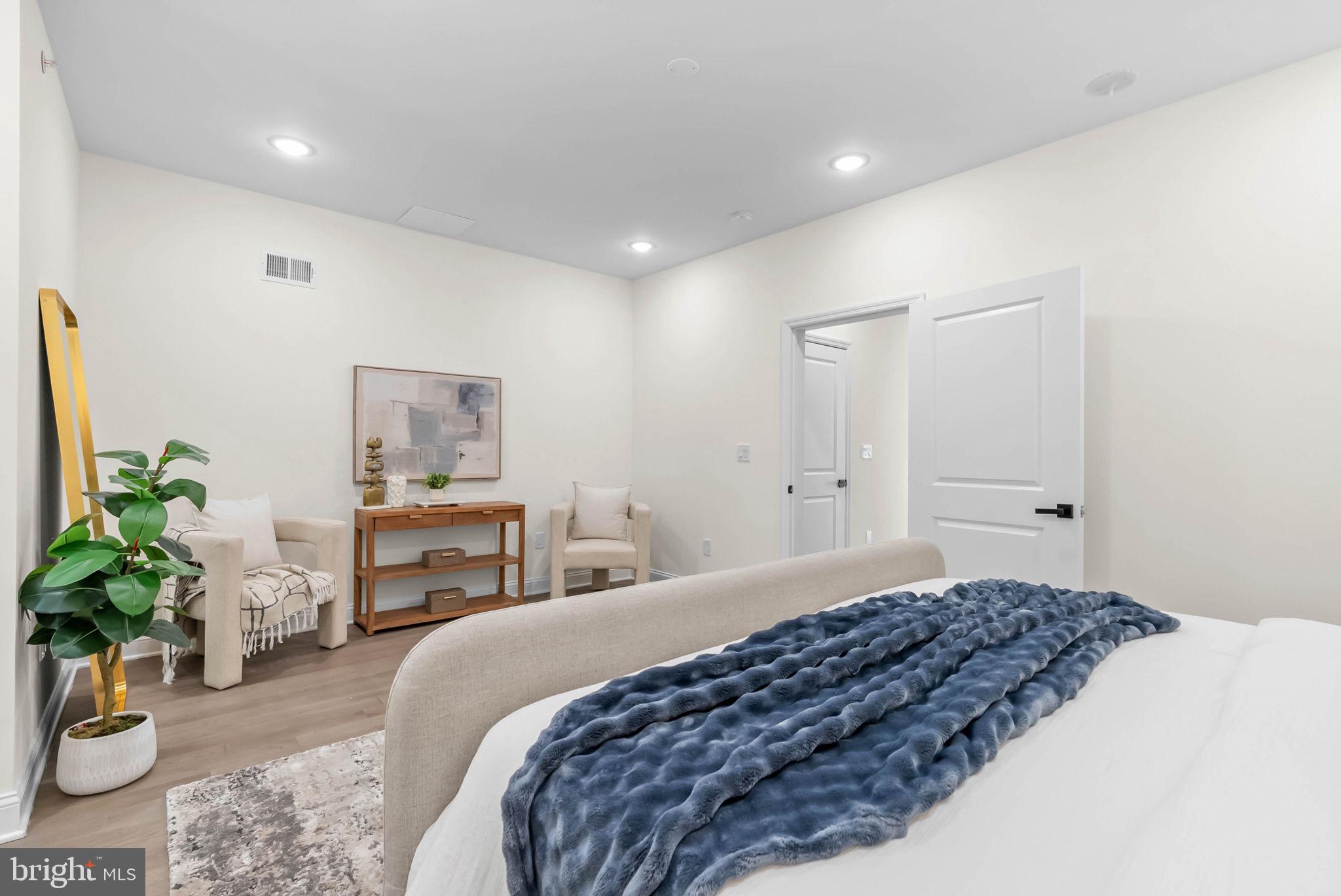 107 ELLSWORTH STREET