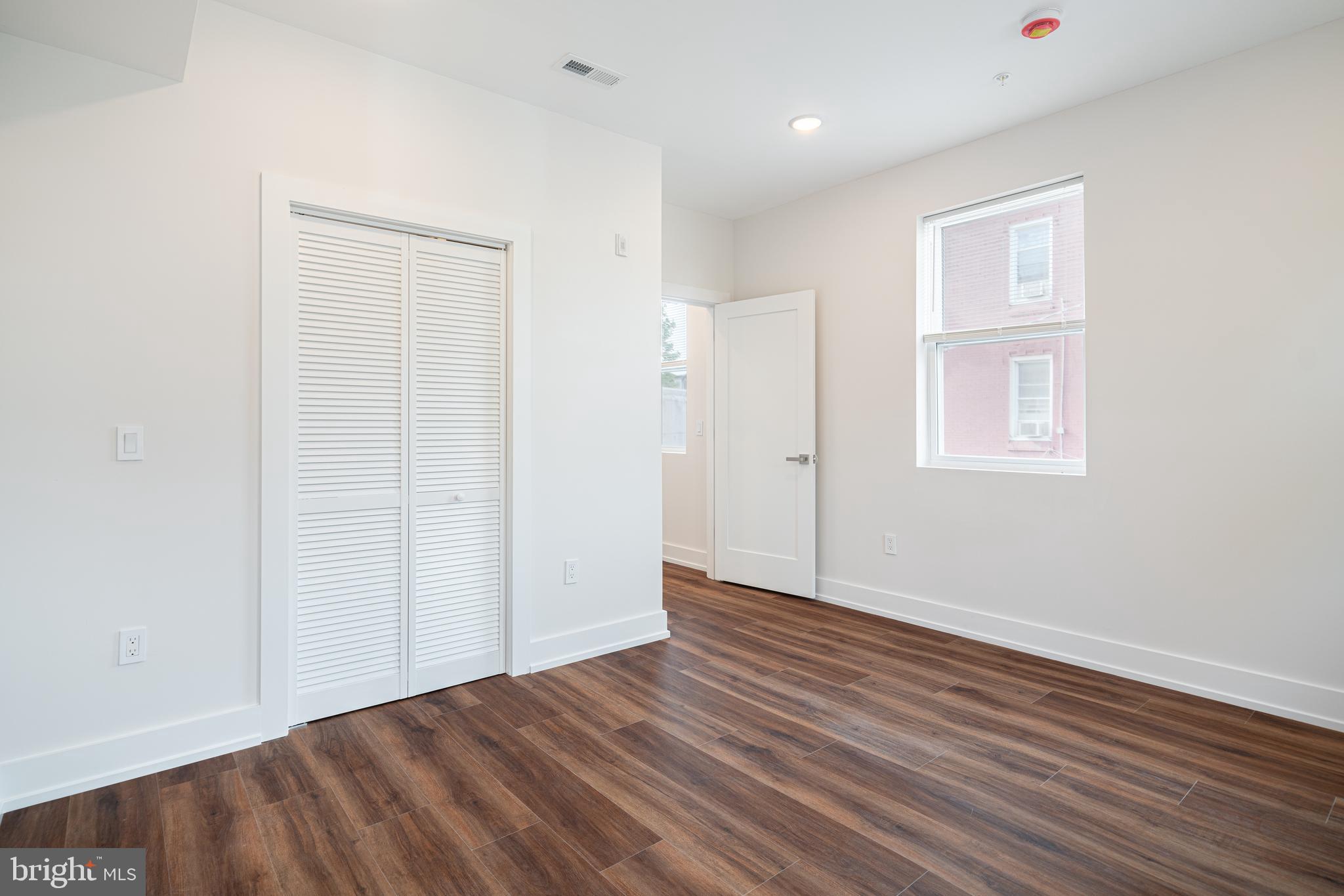 212 MANHEIM STREET 2