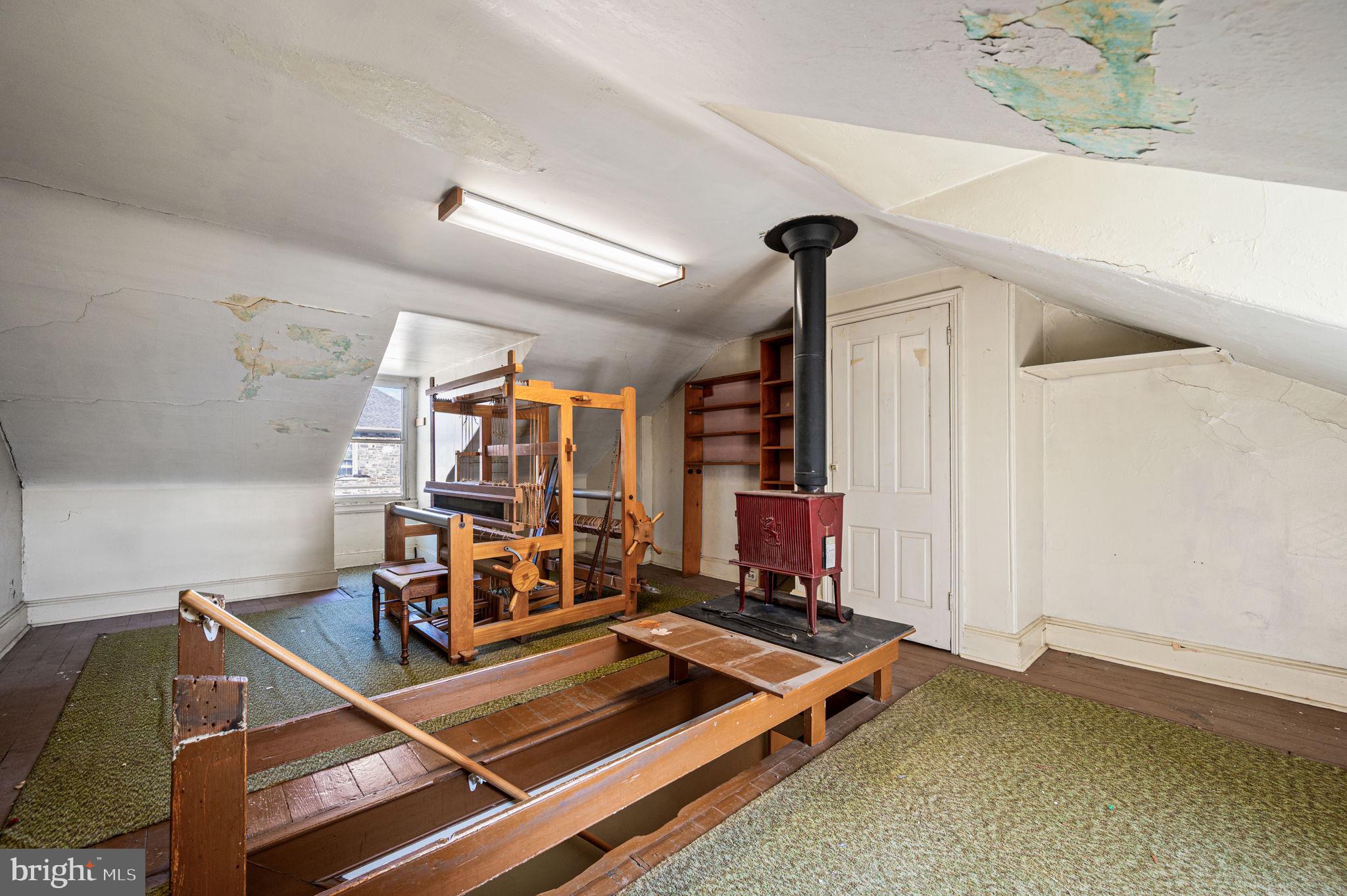 174 LAURISTON STREET 76