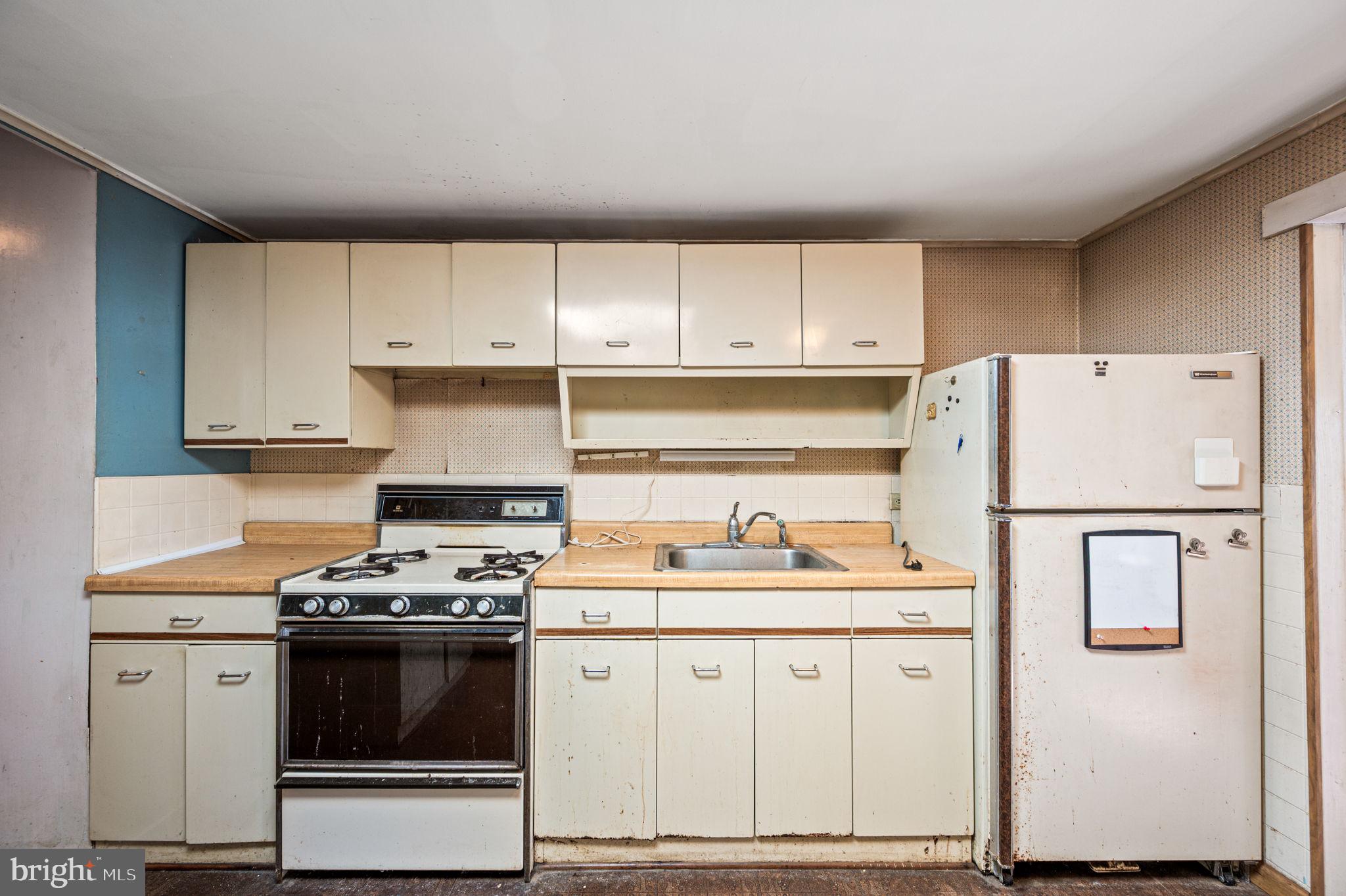 174 LAURISTON STREET 76