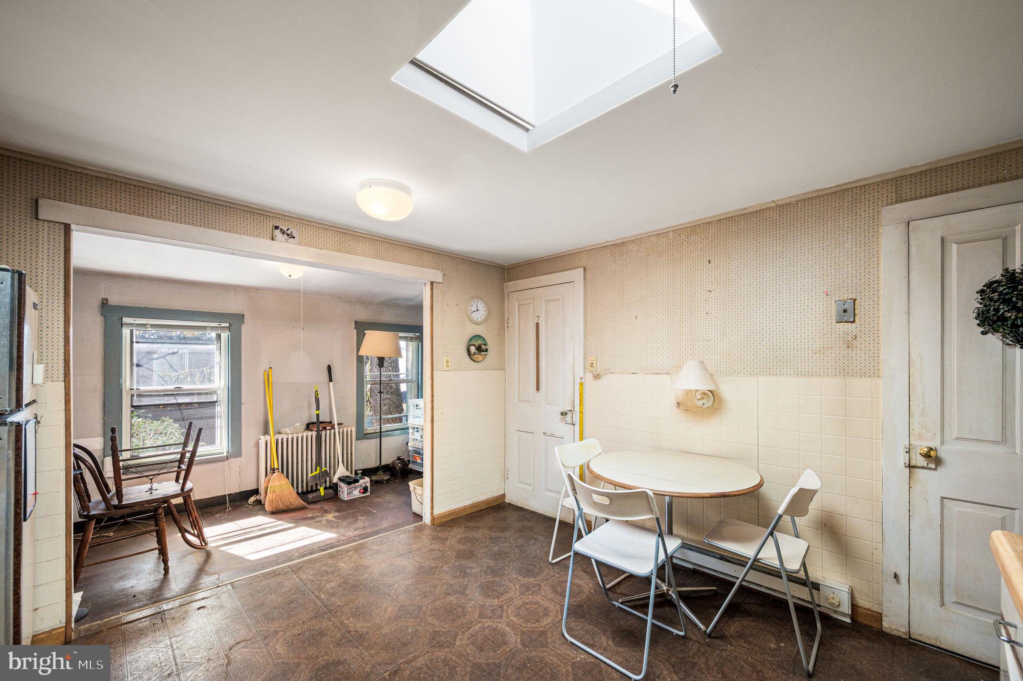 174 LAURISTON STREET 76