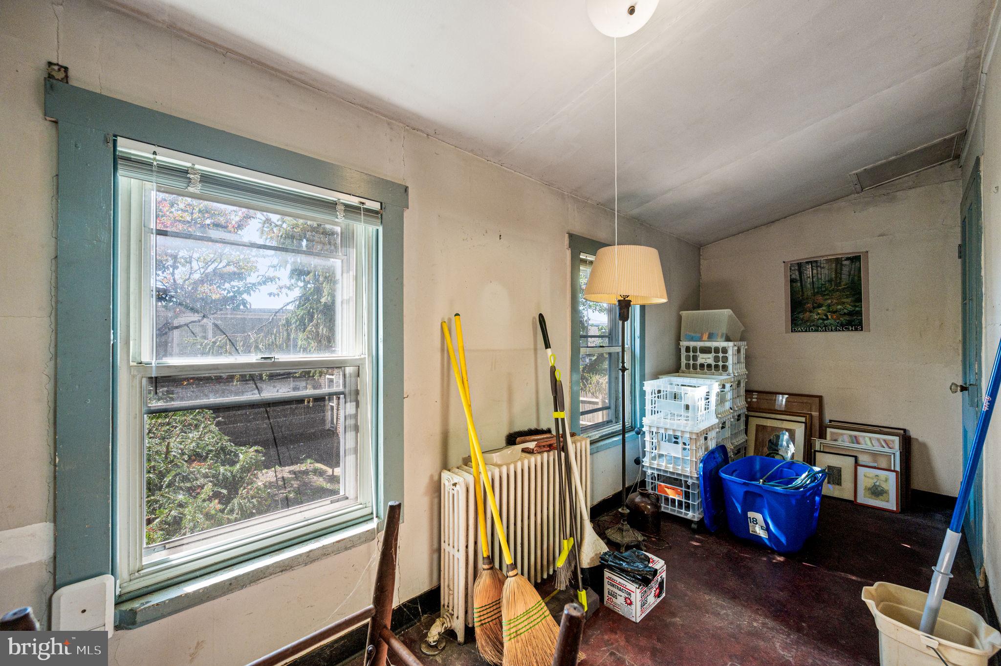 174 LAURISTON STREET 76