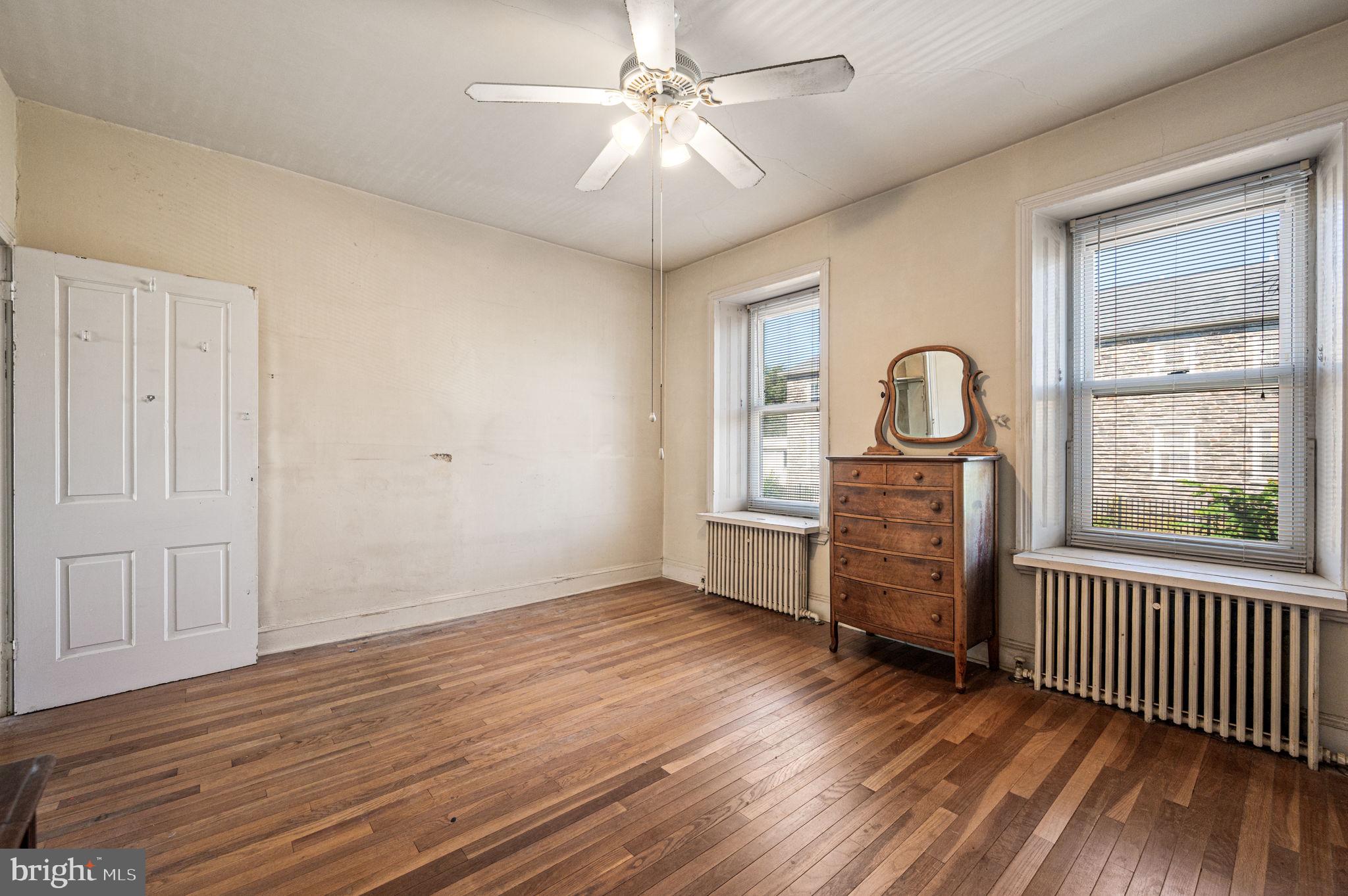 174 LAURISTON STREET 76