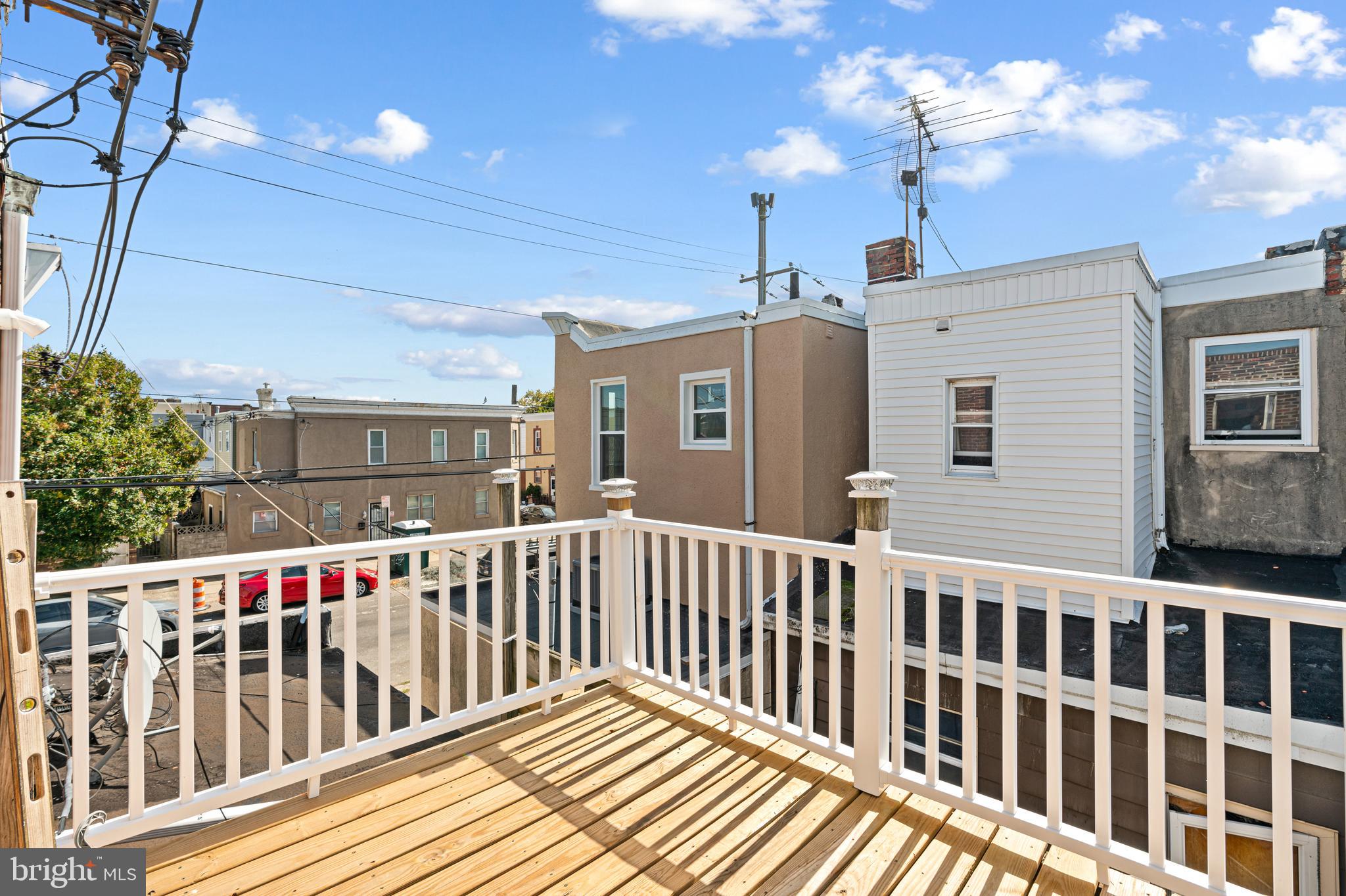 402 DURFOR STREET 2ND FLOOR