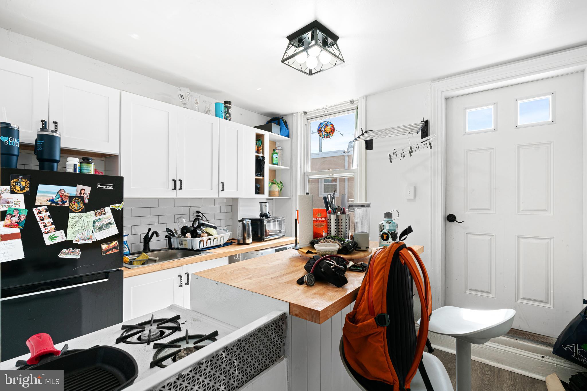 402 DURFOR STREET 2ND FLOOR