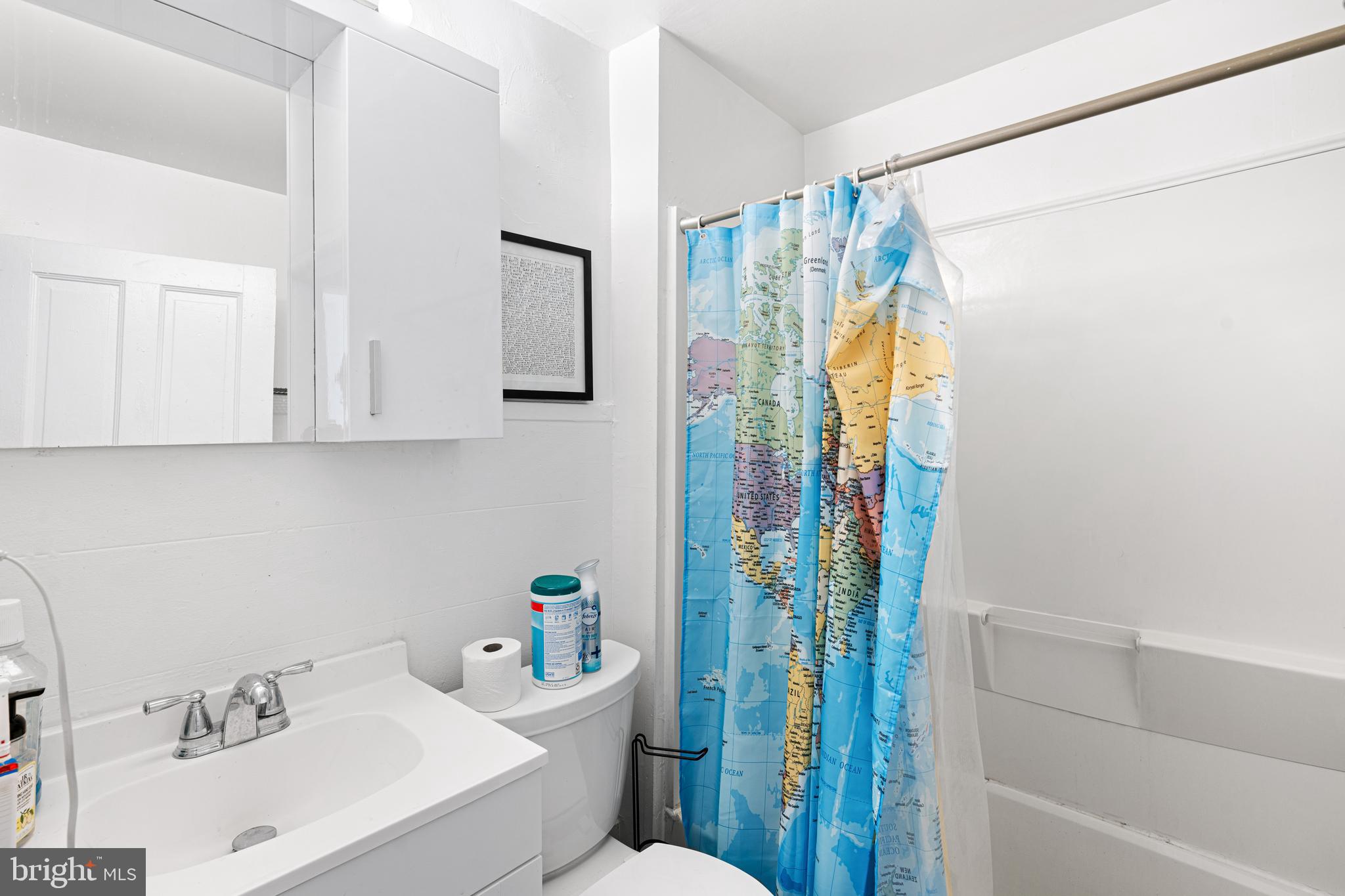 402 DURFOR STREET 2ND FLOOR