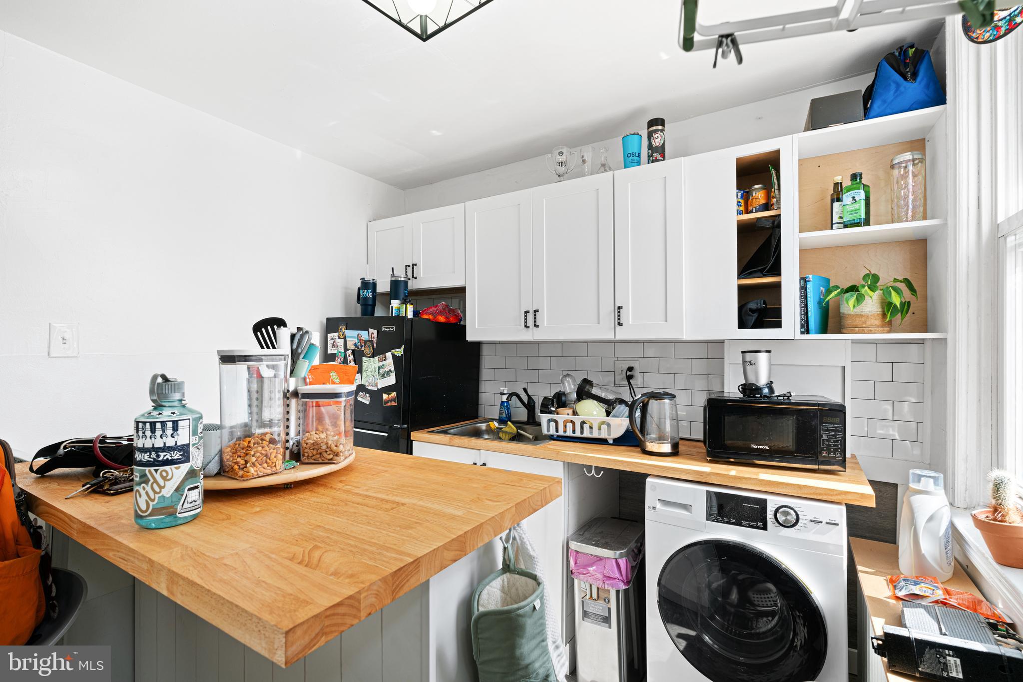 402 DURFOR STREET 2ND FLOOR