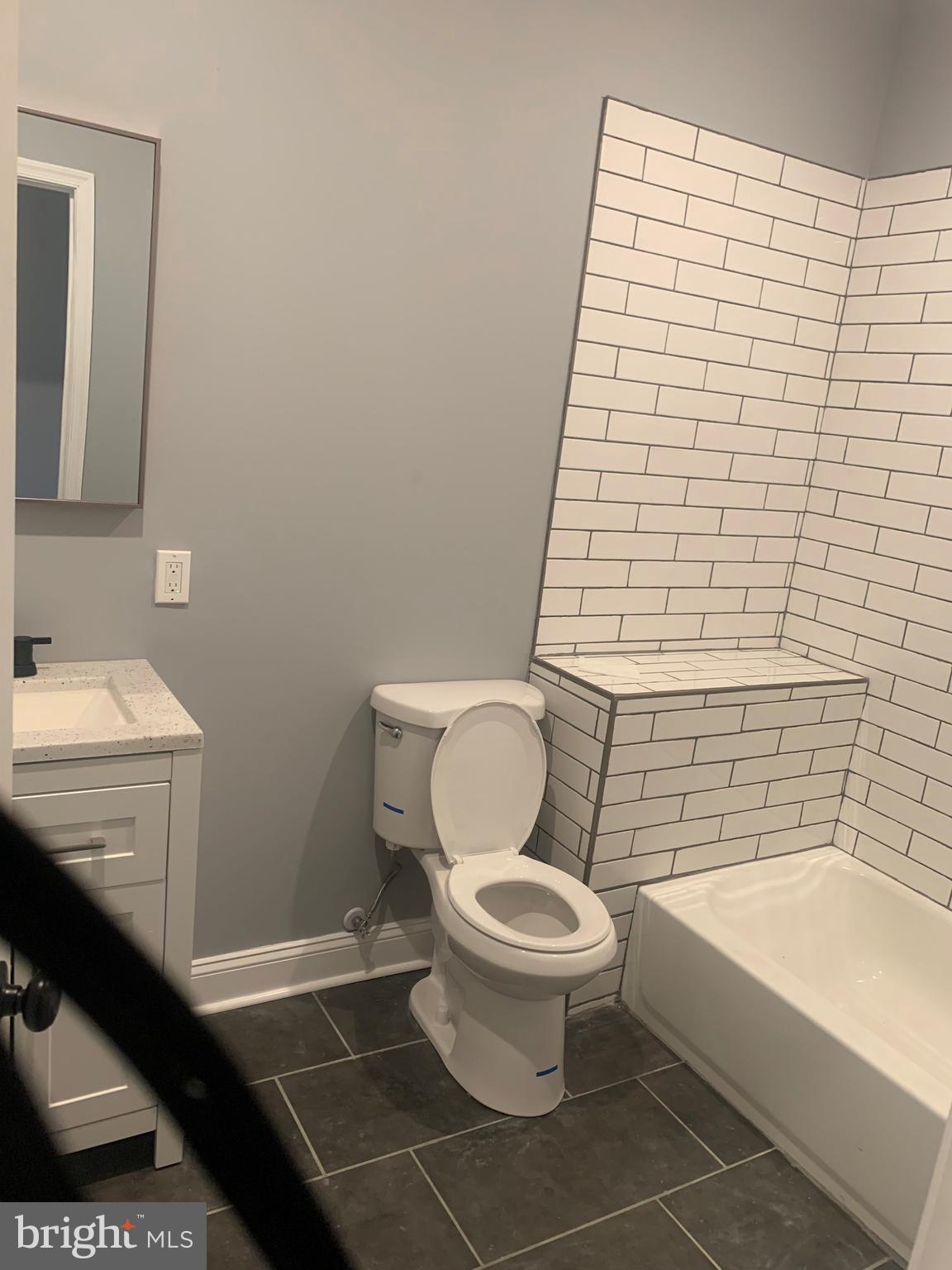 2631 N MYRTLEWOOD STREET