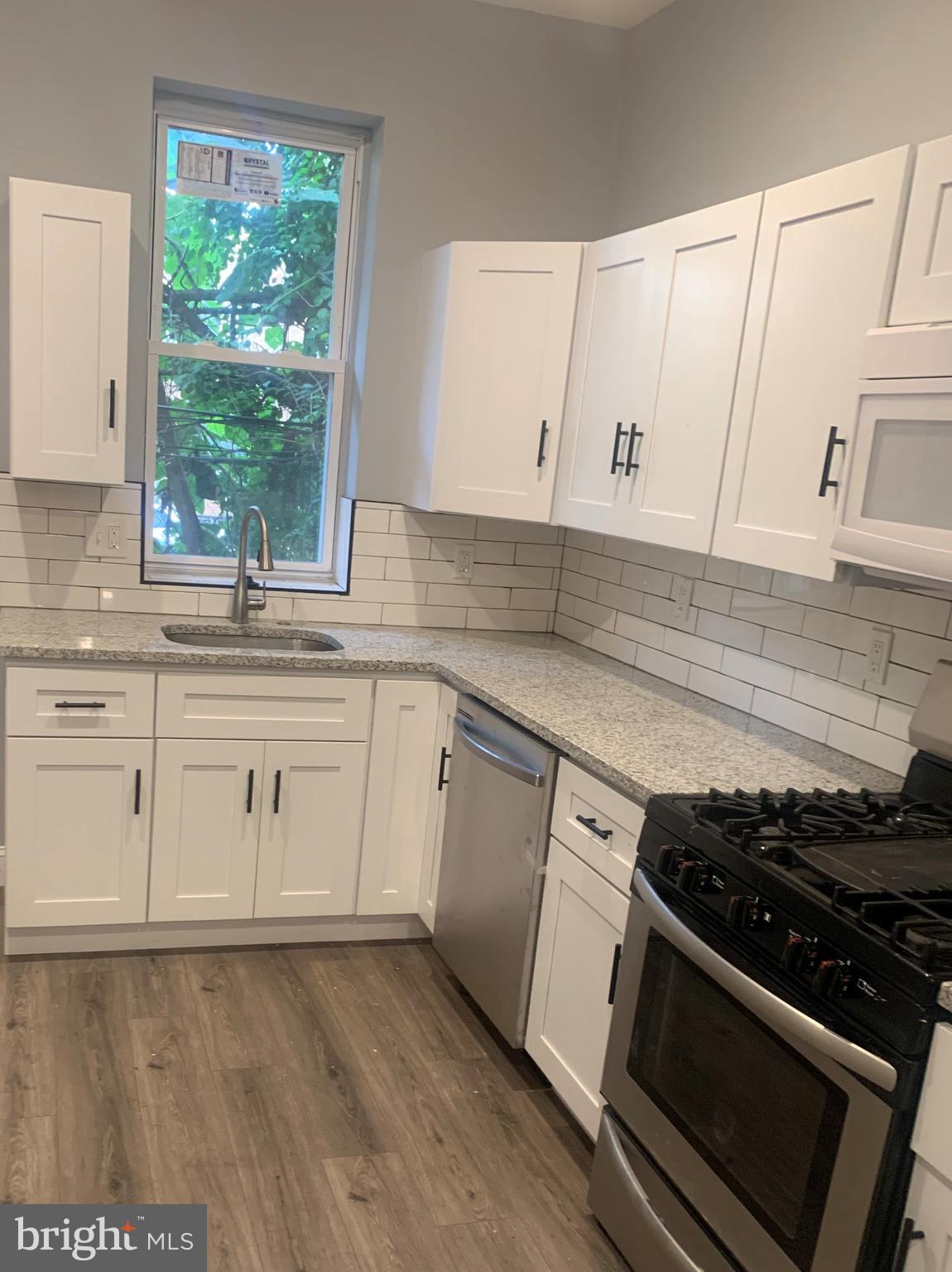 2631 N MYRTLEWOOD STREET