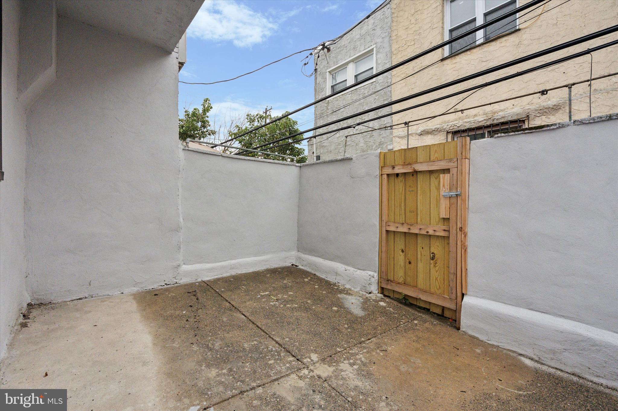 1648 S BAILEY STREET