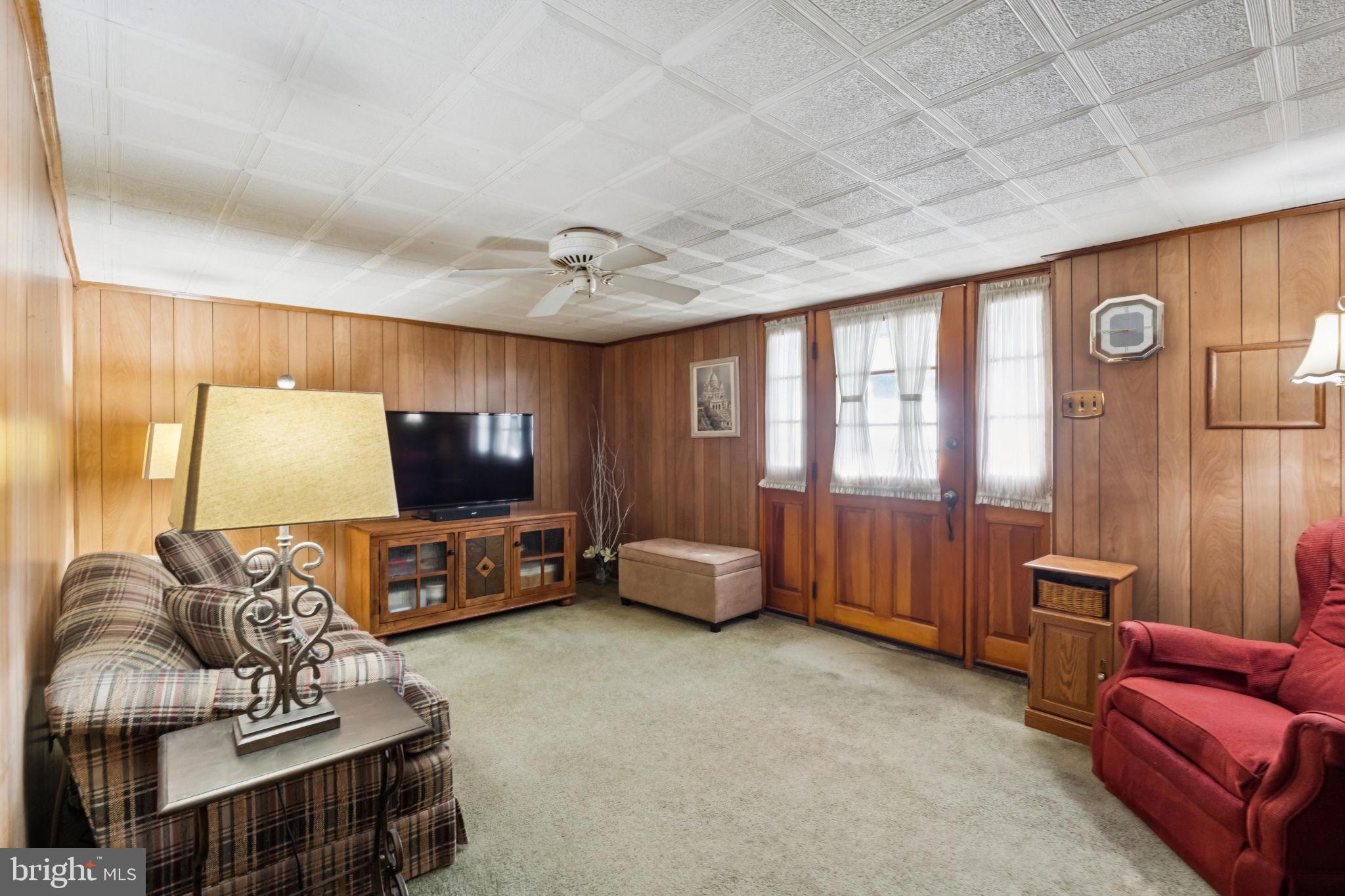 221 RIDGEFIELD ROAD