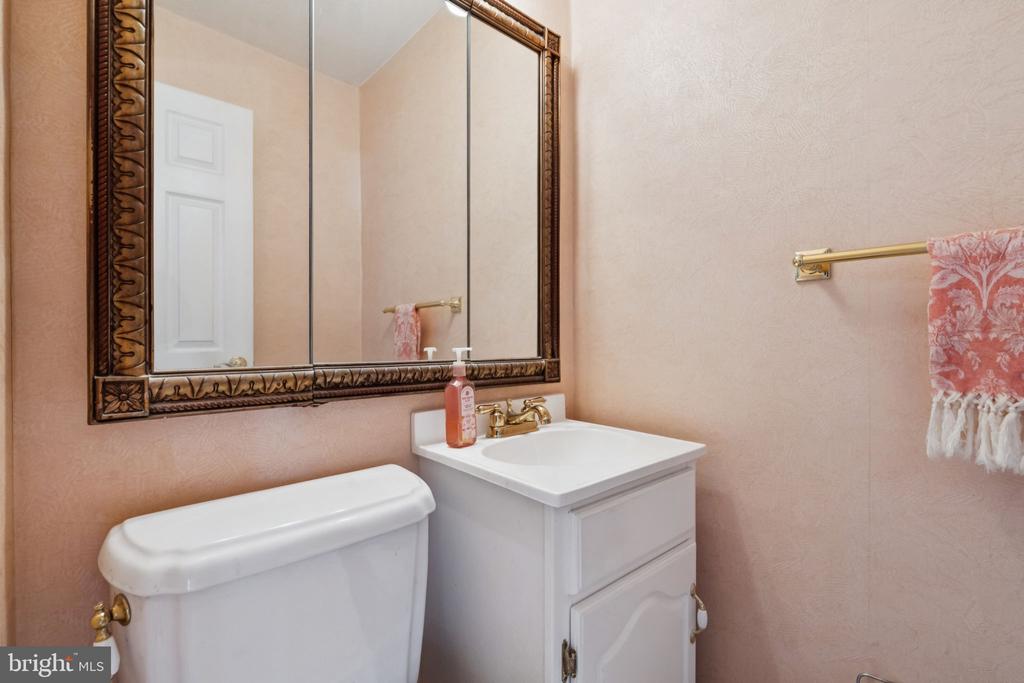 221 RIDGEFIELD ROAD