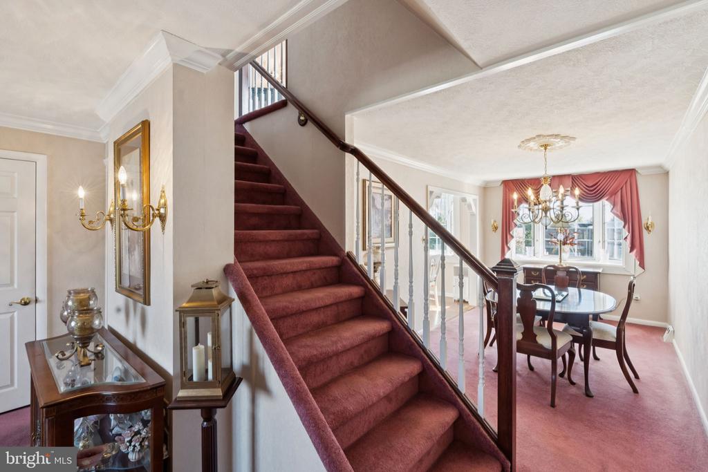 221 RIDGEFIELD ROAD