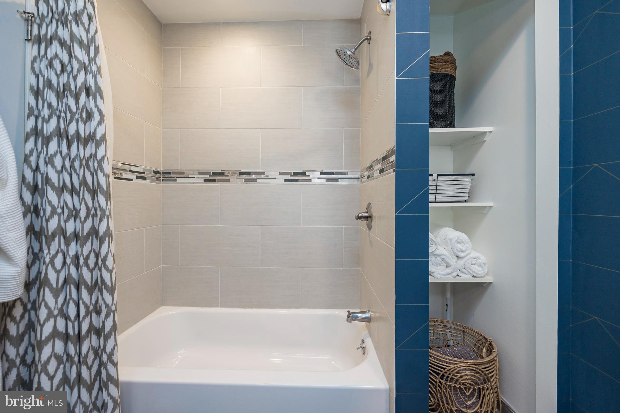 3013 W HARPER STREET