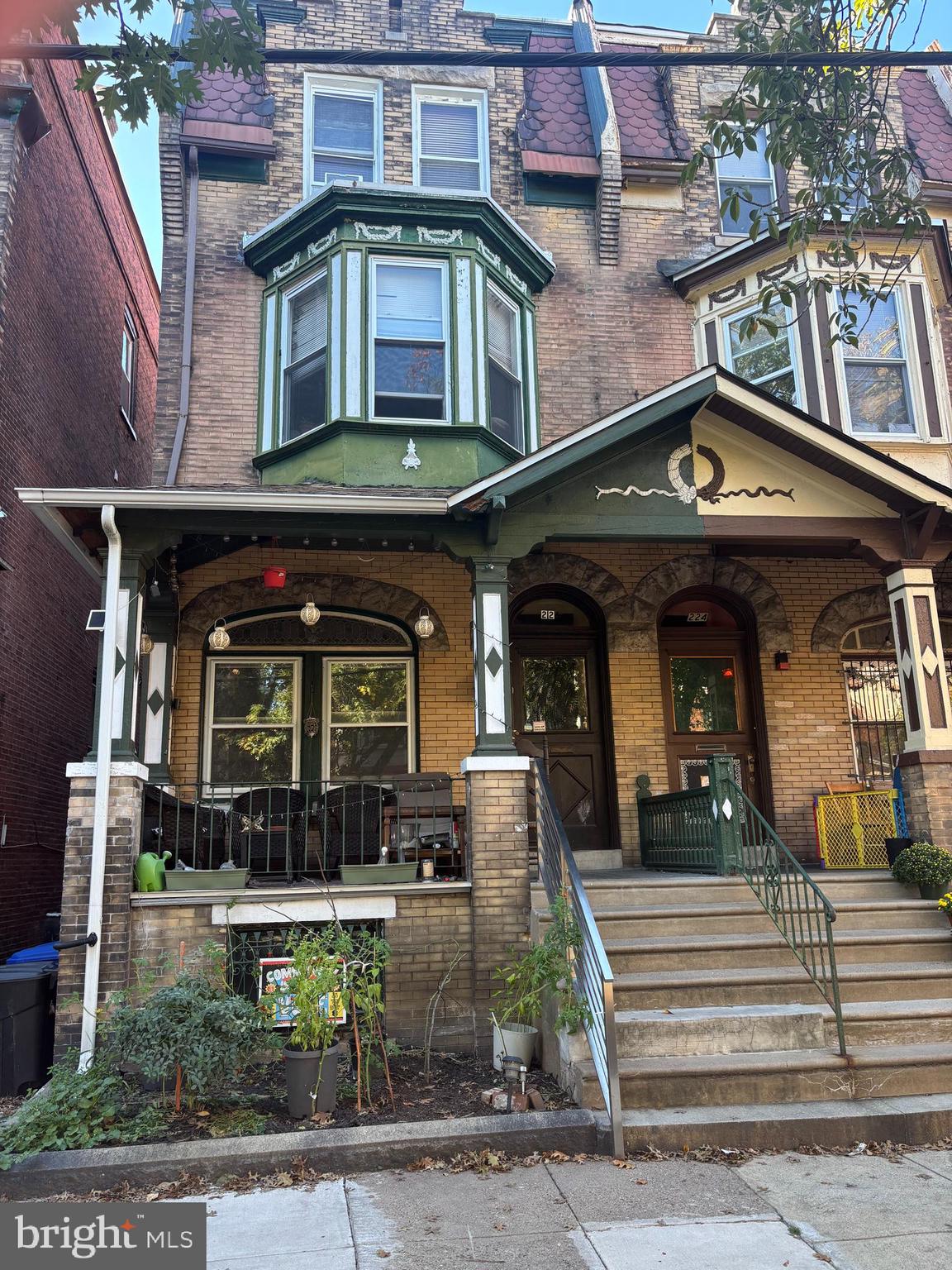 226 BUCKINGHAM PLACE 1