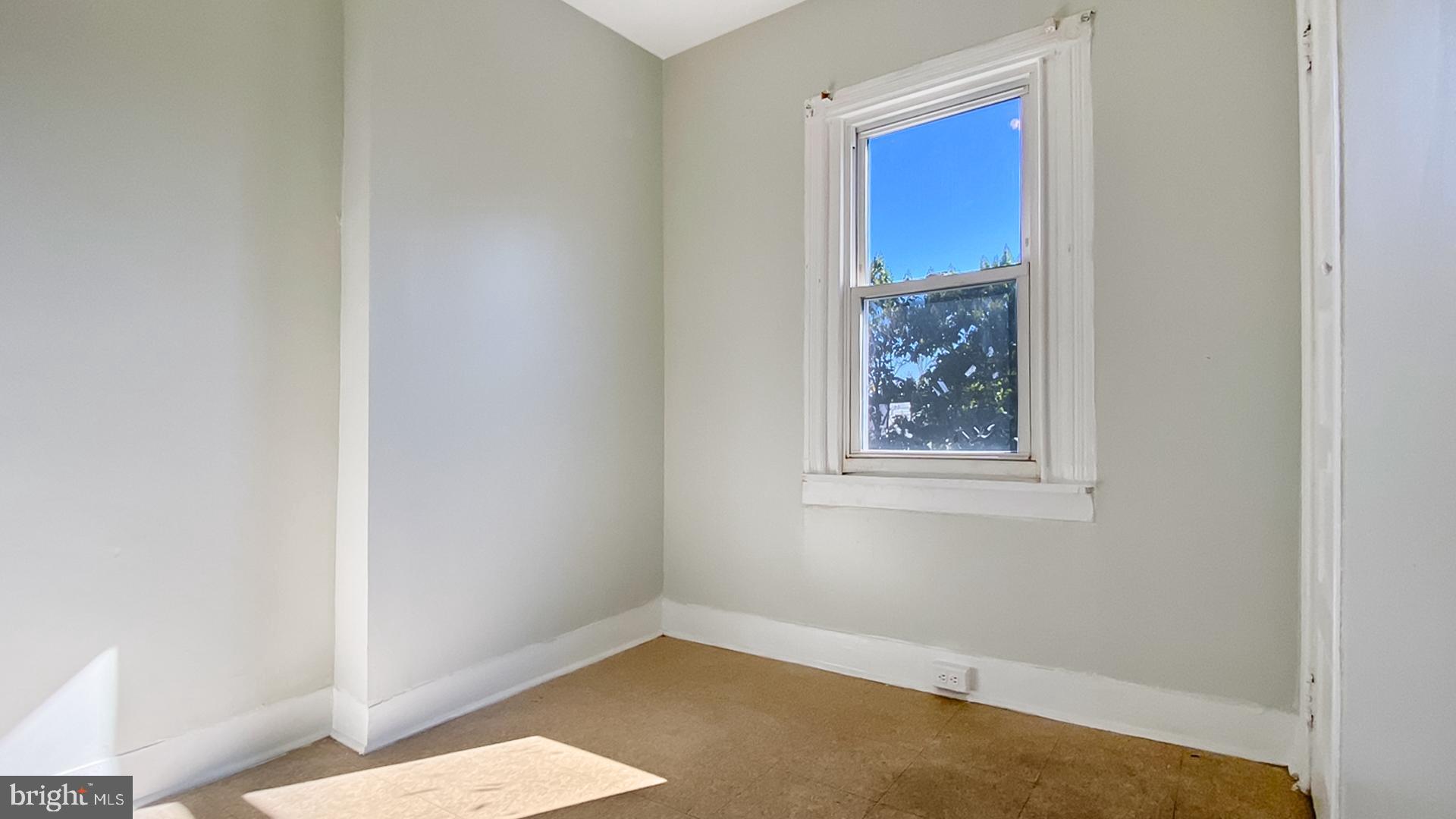 230 E WILLARD STREET