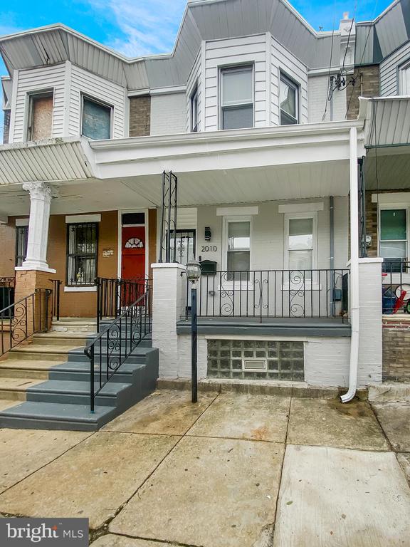 2010 ROWAN STREET