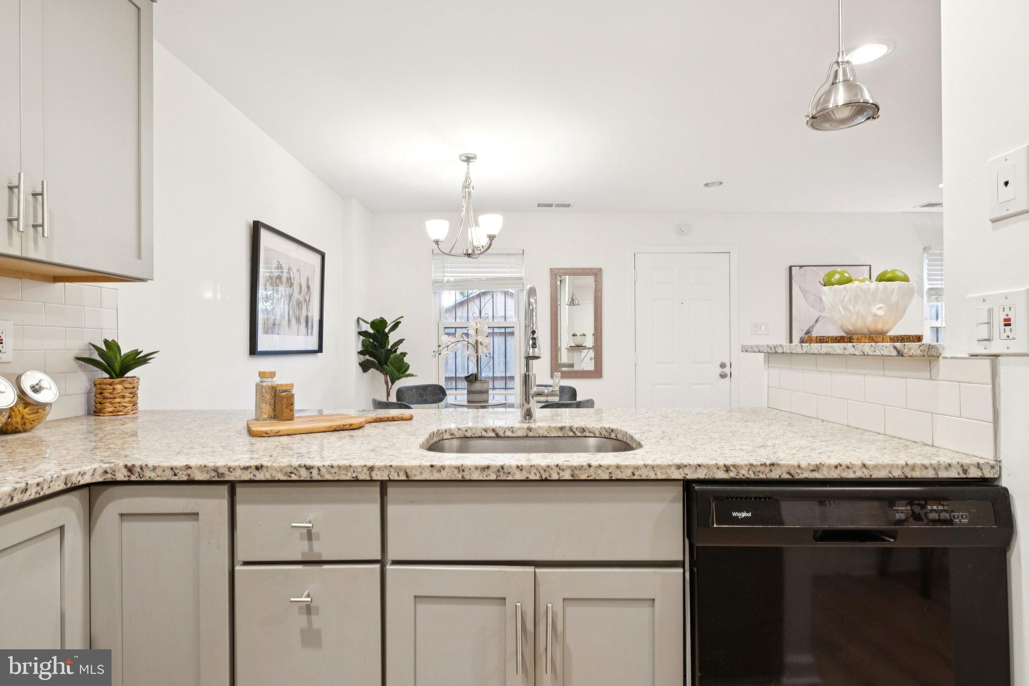 1723 FITZWATER STREET B