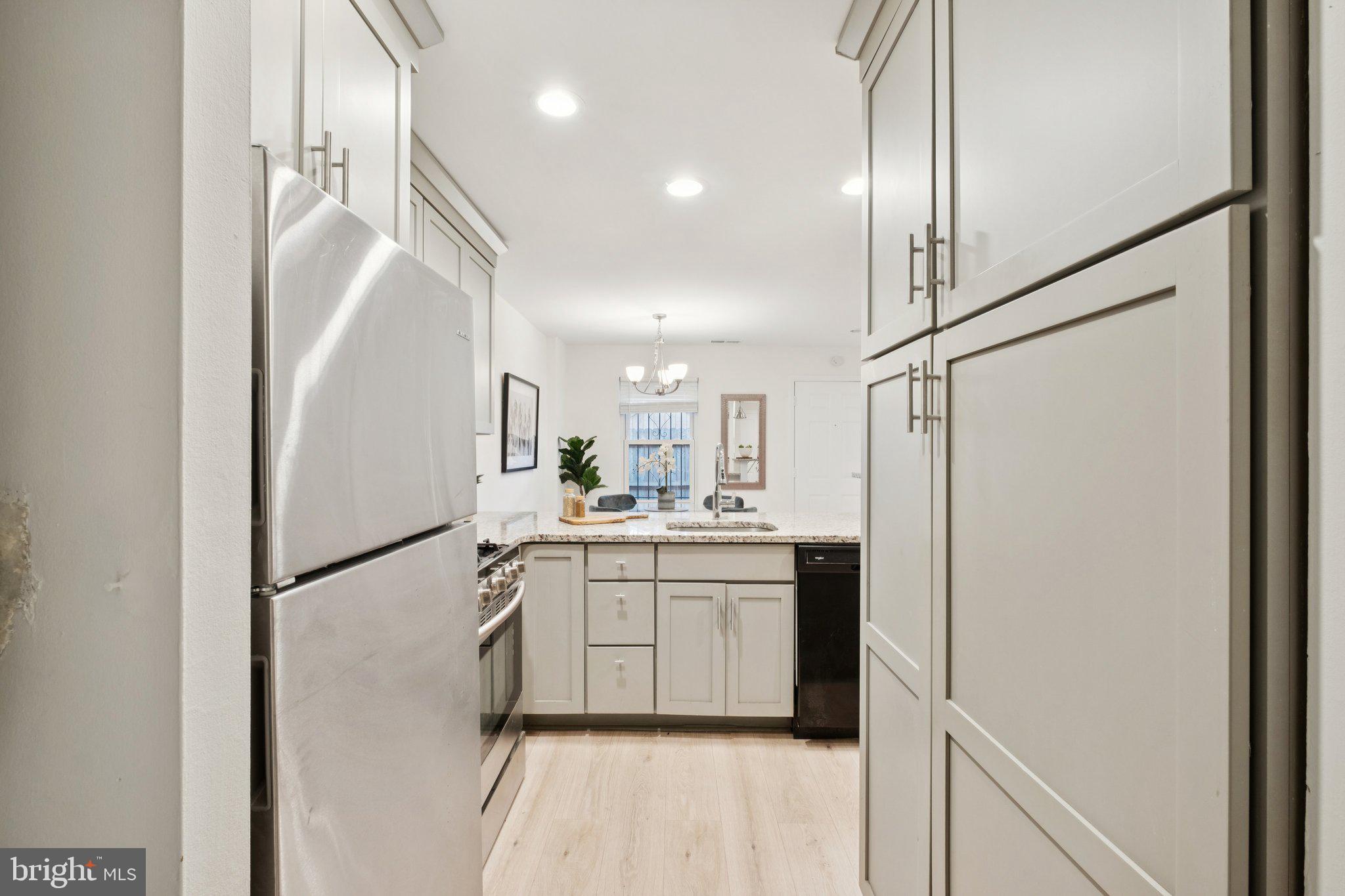 1723 FITZWATER STREET B