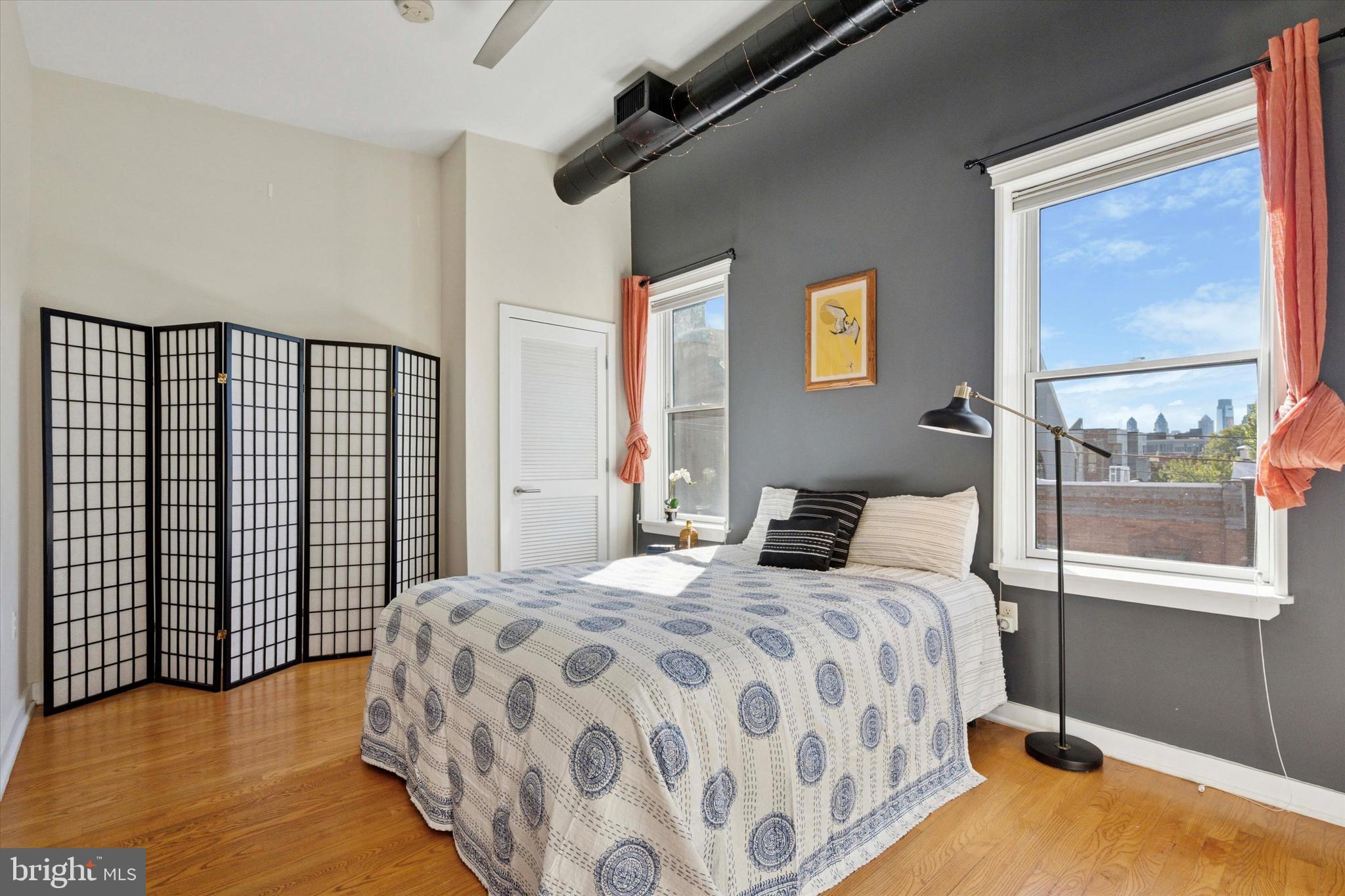 1247 E COLUMBIA AVENUE 3