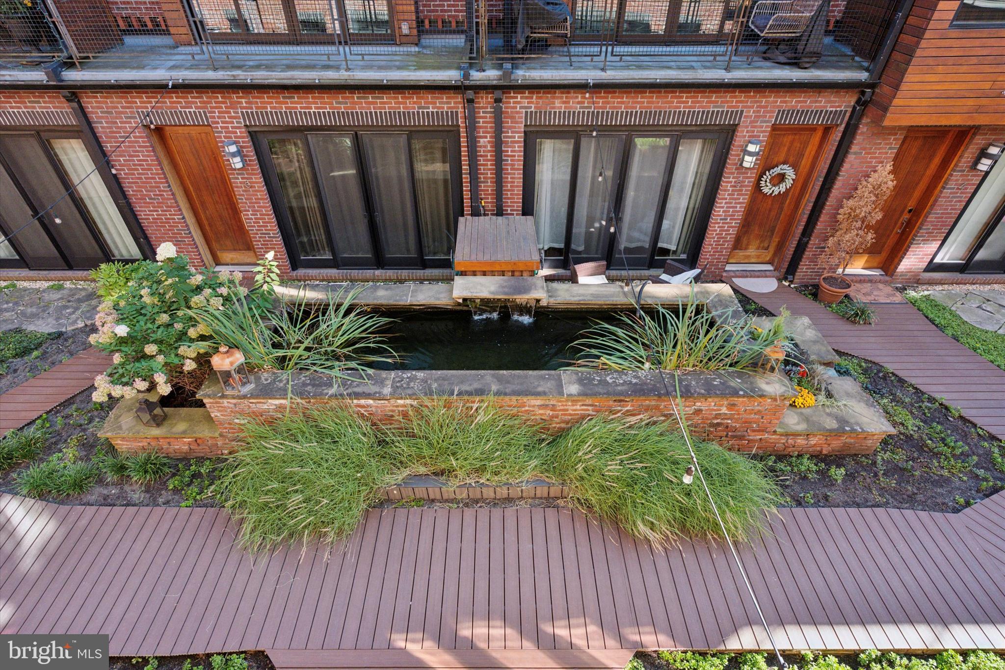 1247 E COLUMBIA AVENUE 3